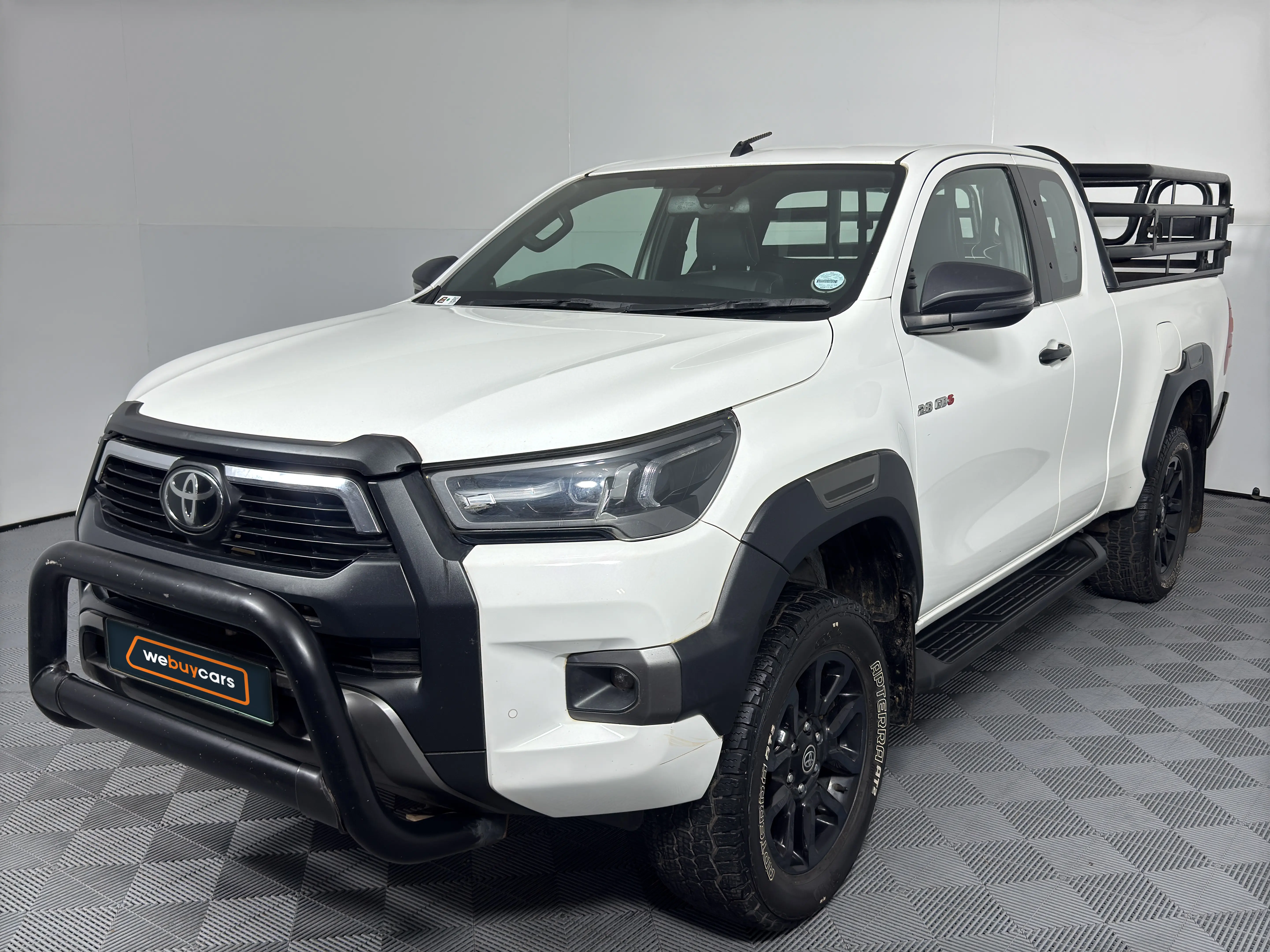 2023 Toyota Hilux 2.8 Gd-6 RB Legend 4x4 Auto Pick Up E/cab