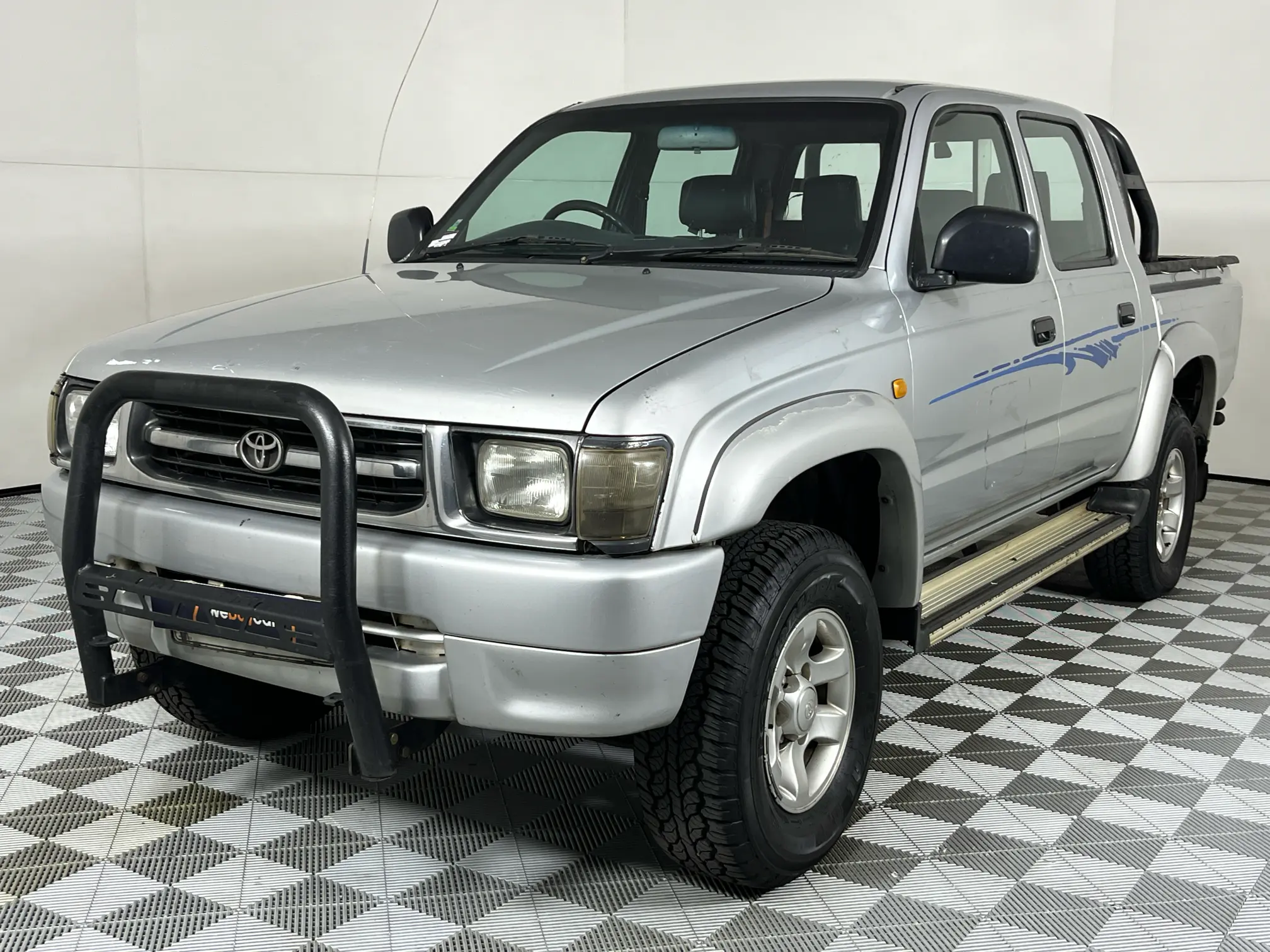 2001 Toyota Hilux 2.7 vvti RAIDER R/B PICK UP DOUBLE CAB.