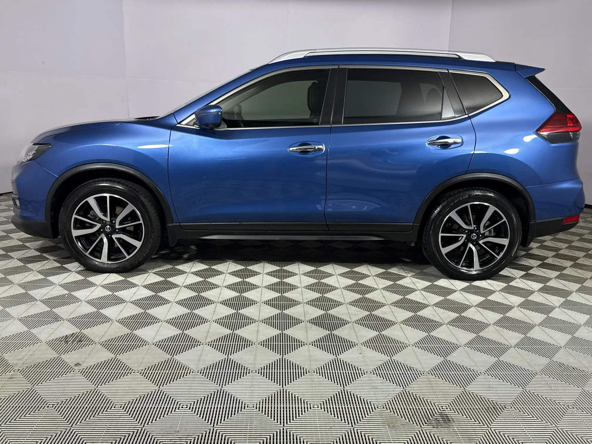 Nissan X Trail