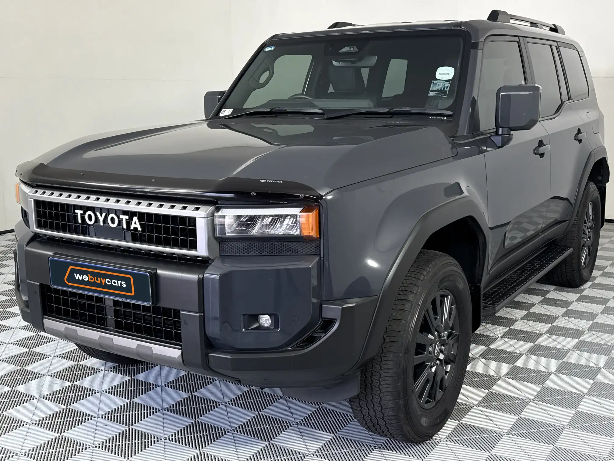 2025 Toyota Prado