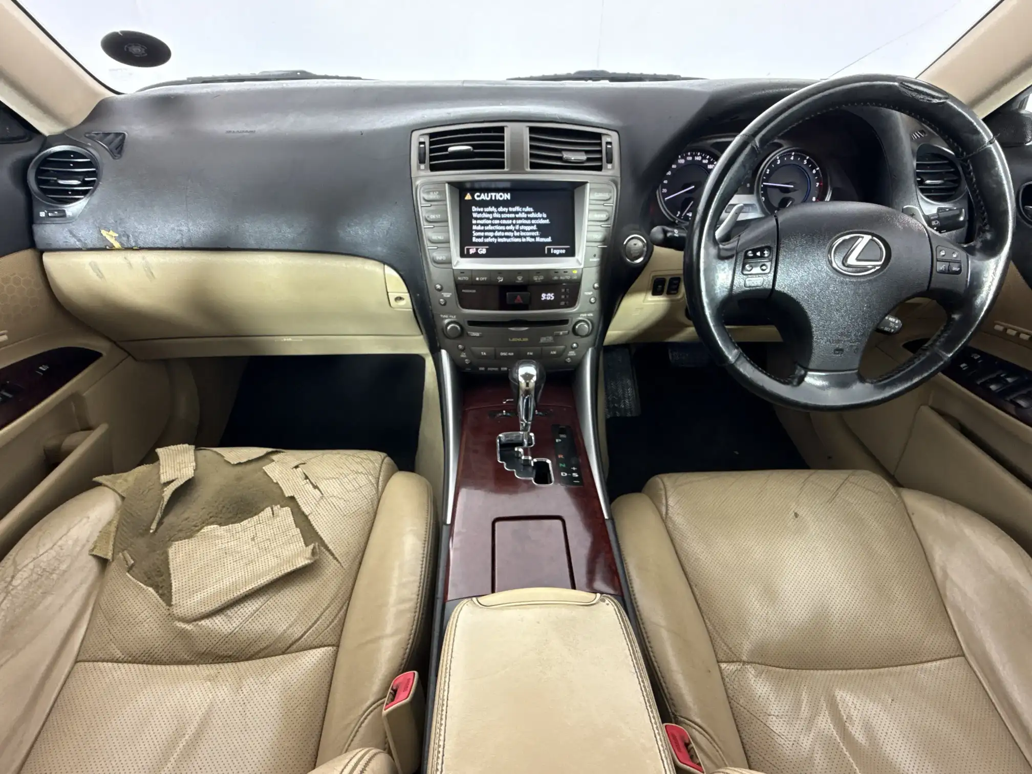 Lexus IS