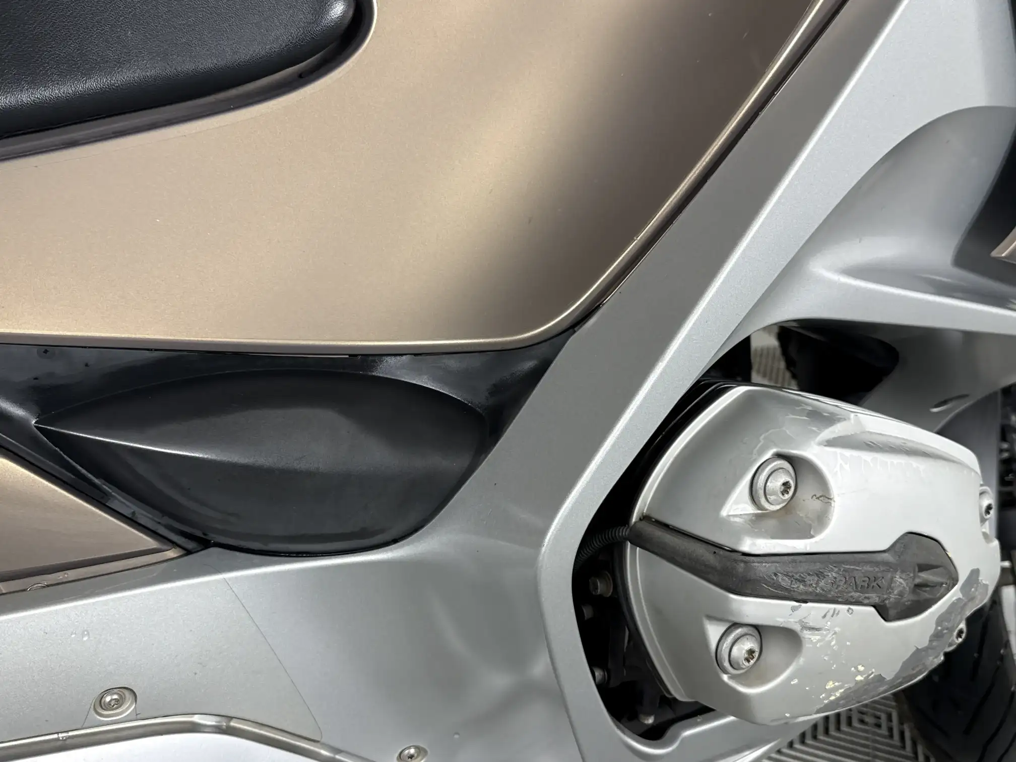 BMW R Series