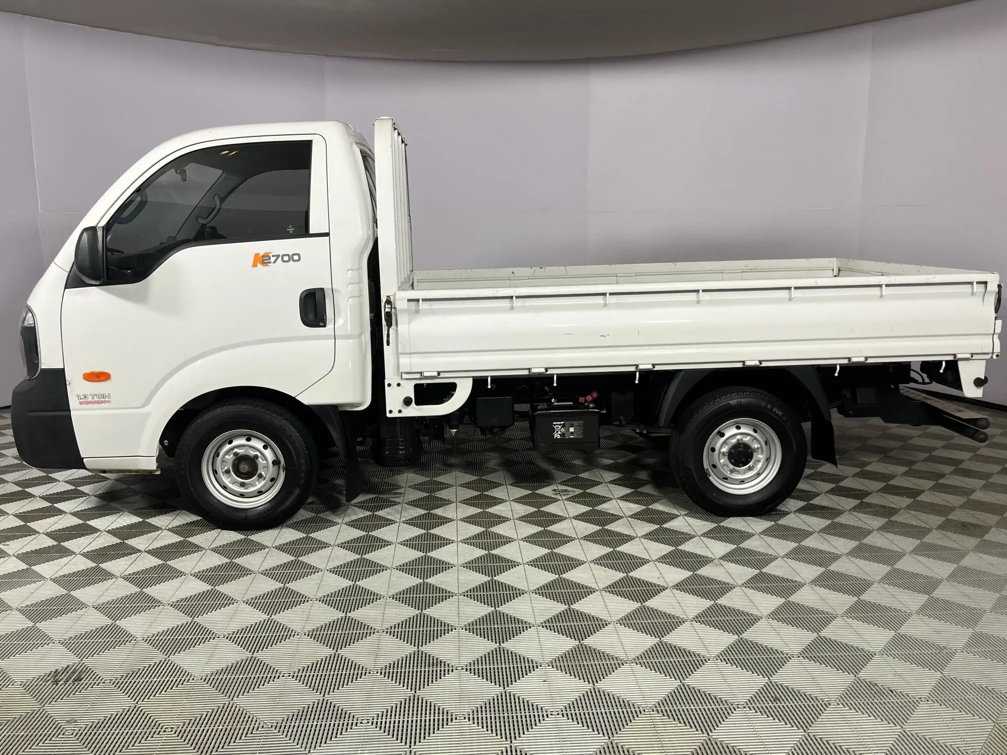 KIA K 2700