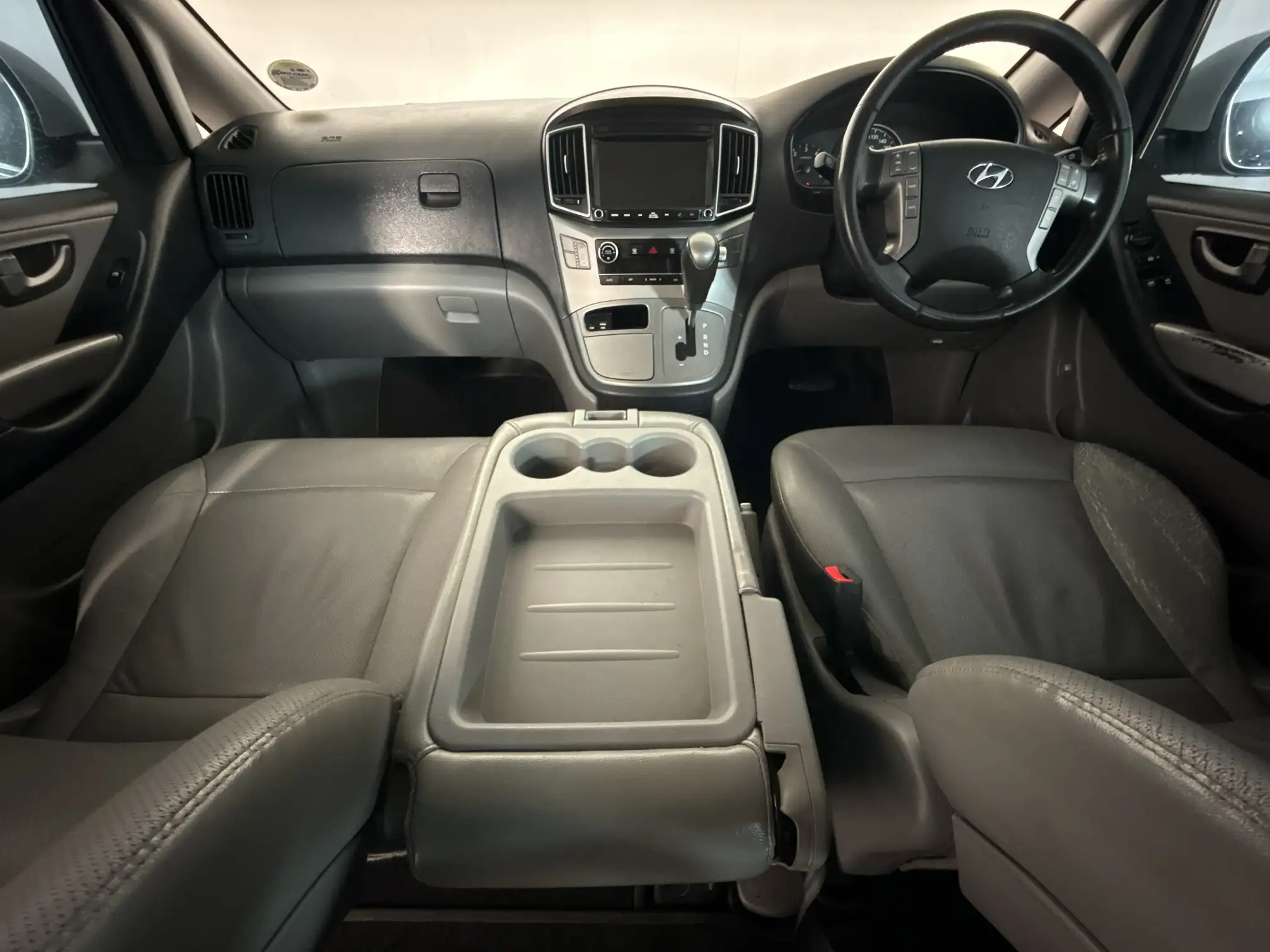 Hyundai H-1