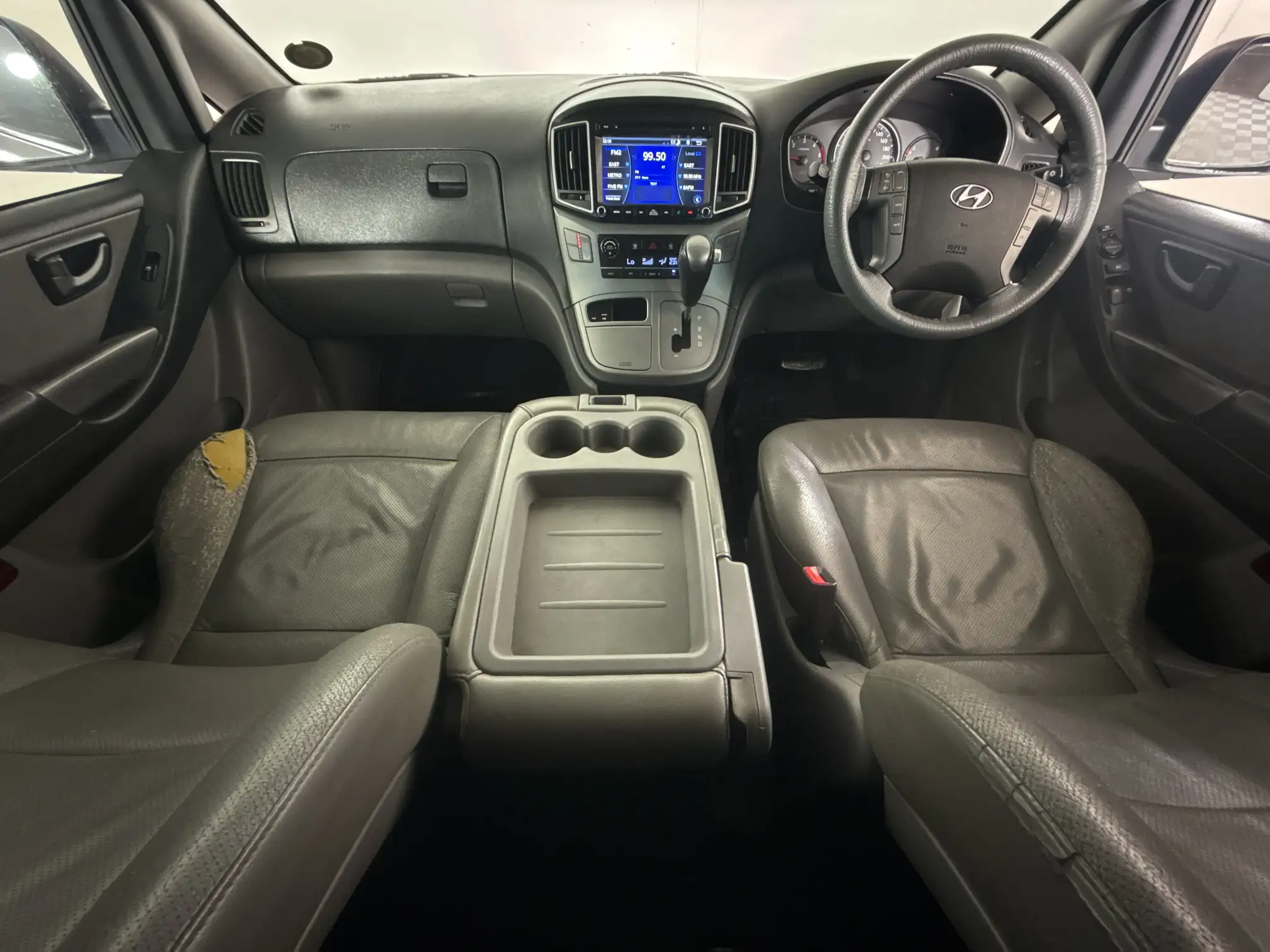 Hyundai H-1