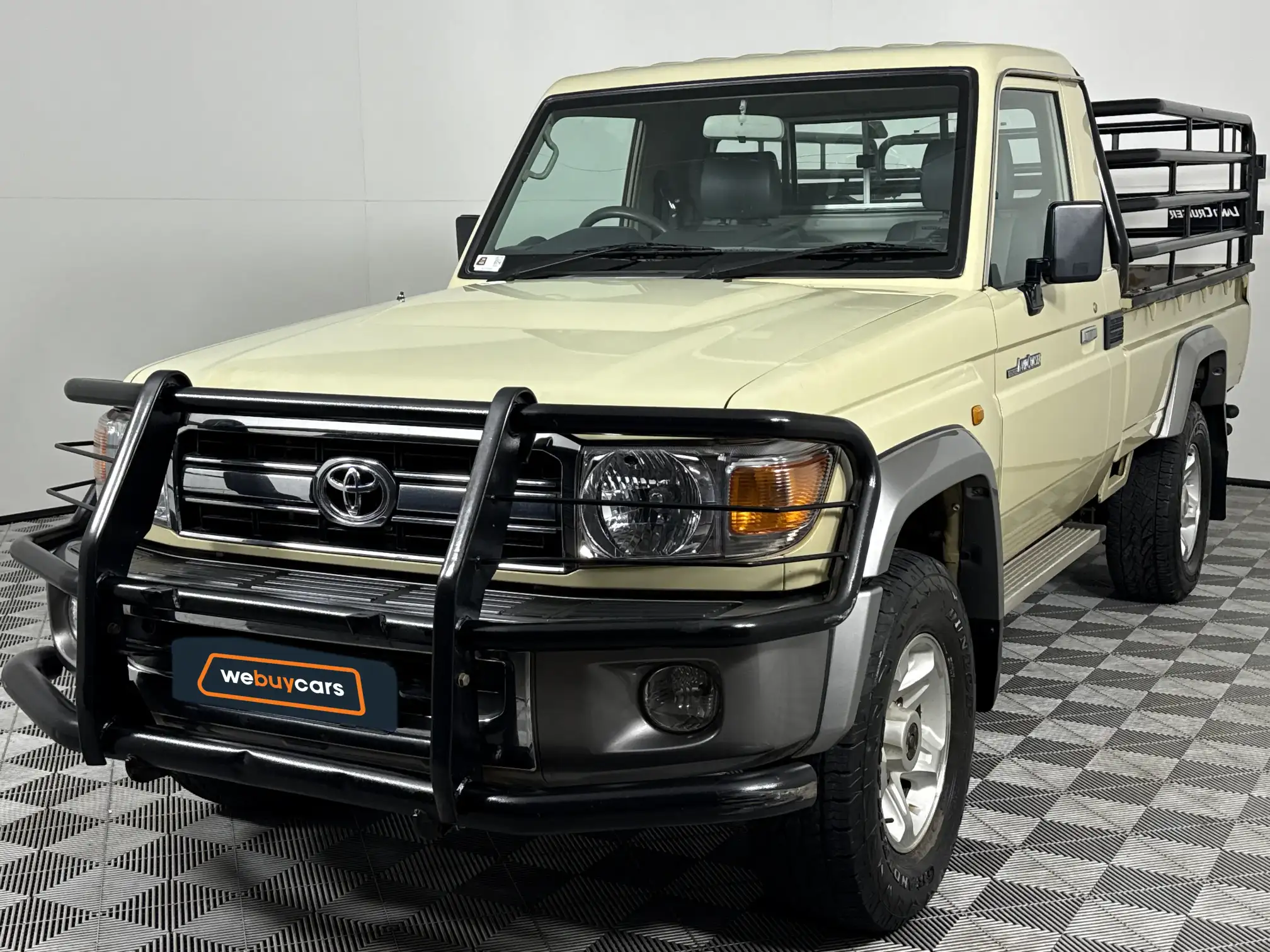 2018 Toyota Land Cruiser