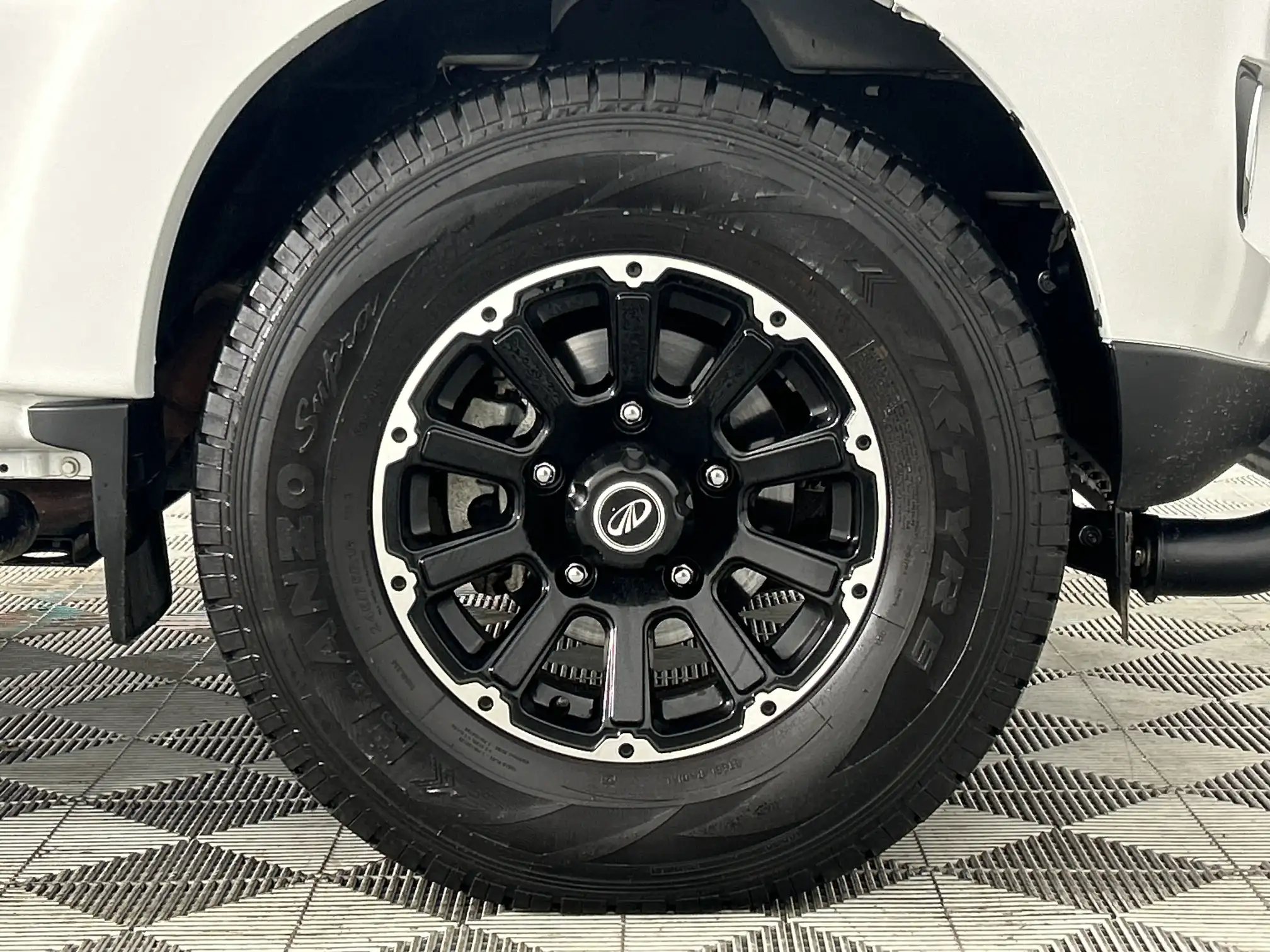 Mahindra PIK UP