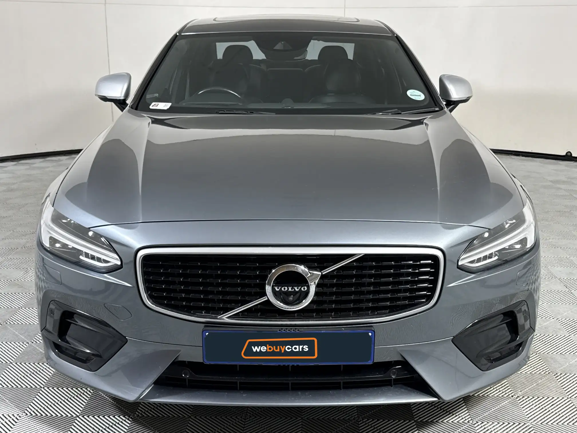 Volvo S90