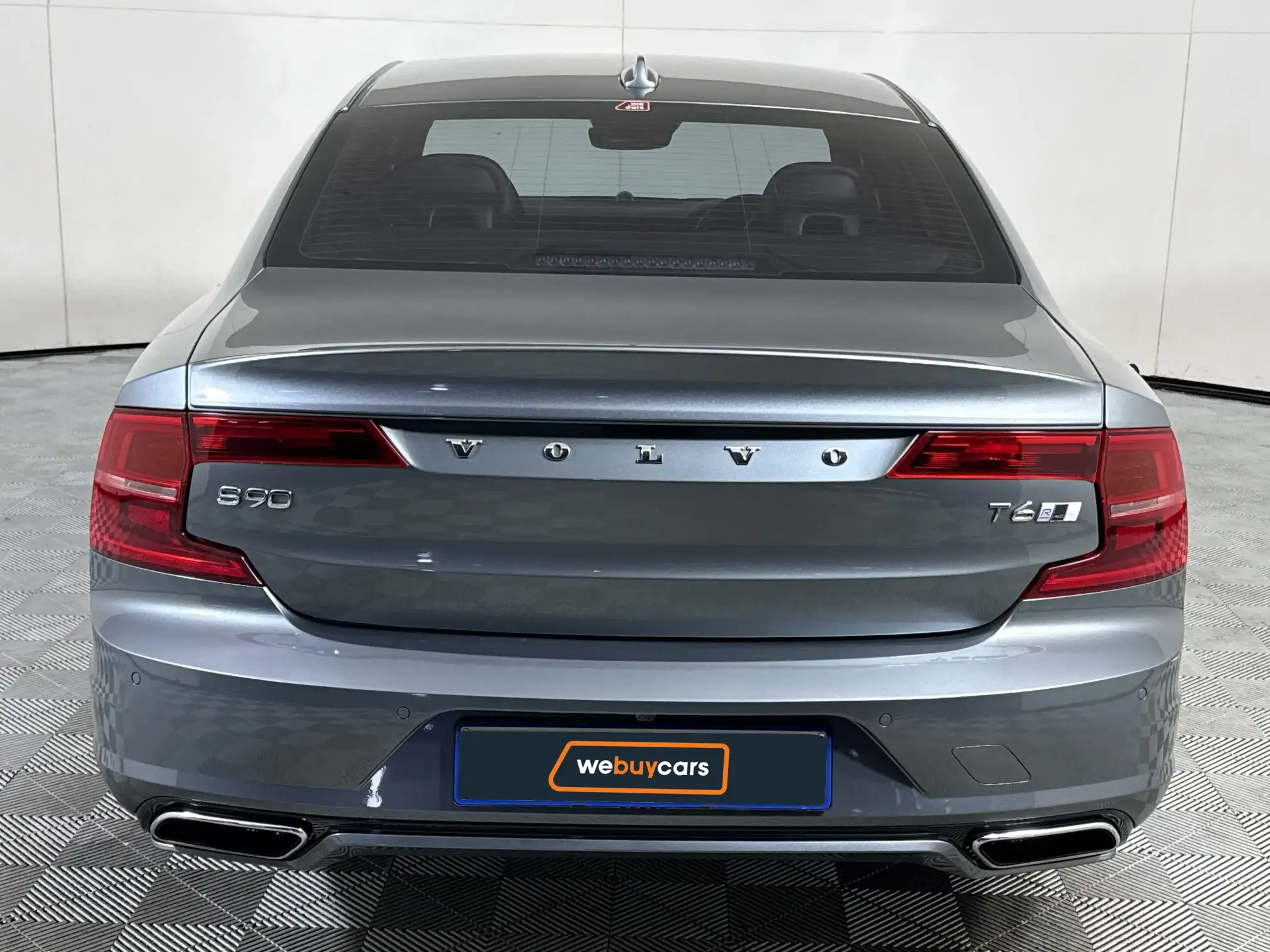 Volvo S90