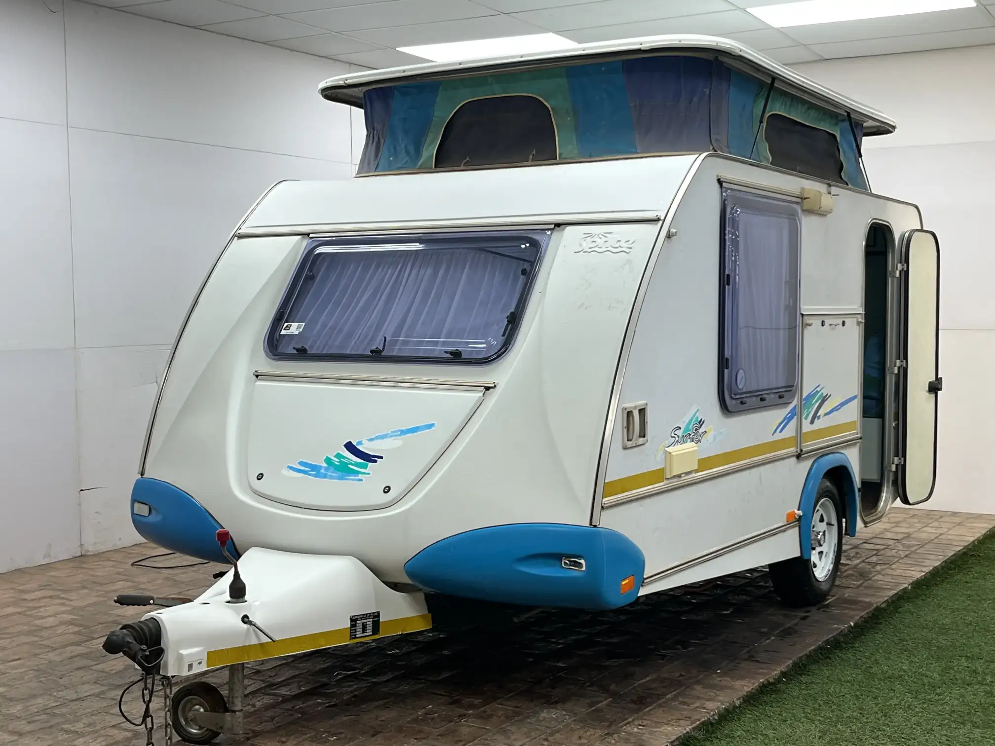 2000 Sprite Surfer