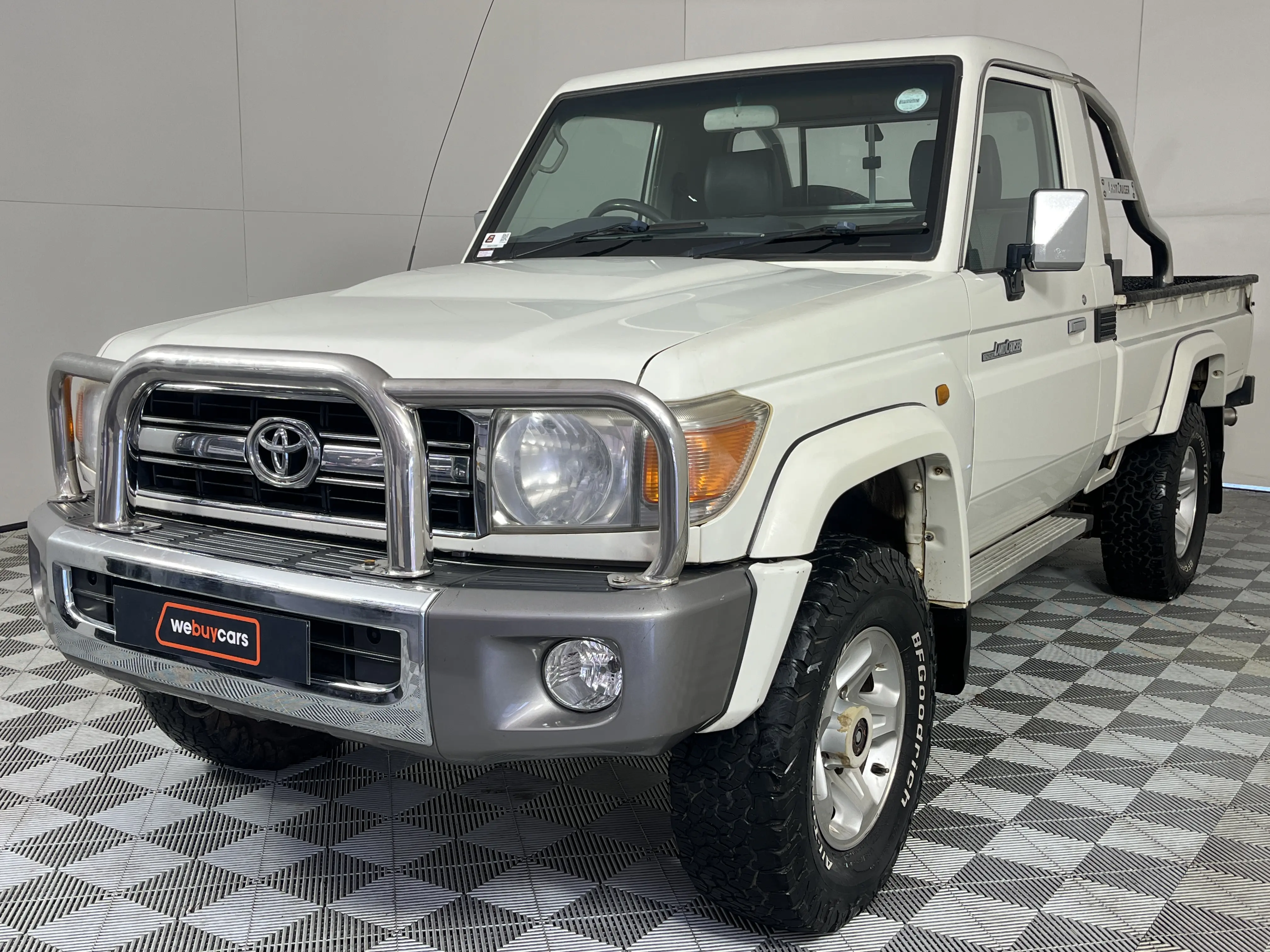 2013 Toyota Land Cruiser 79 4.0p Pick Up Single Cab