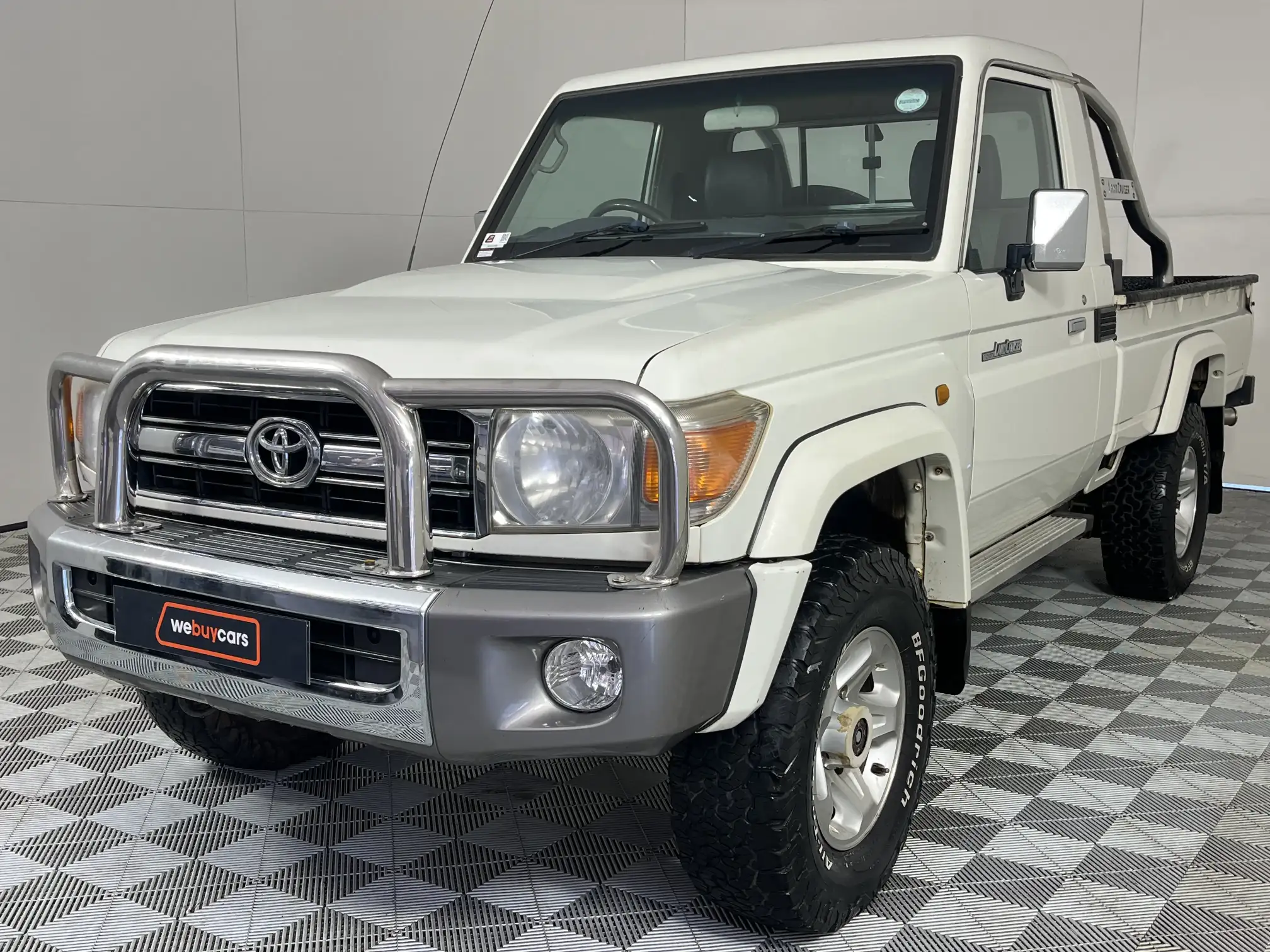 2013 Toyota Land Cruiser