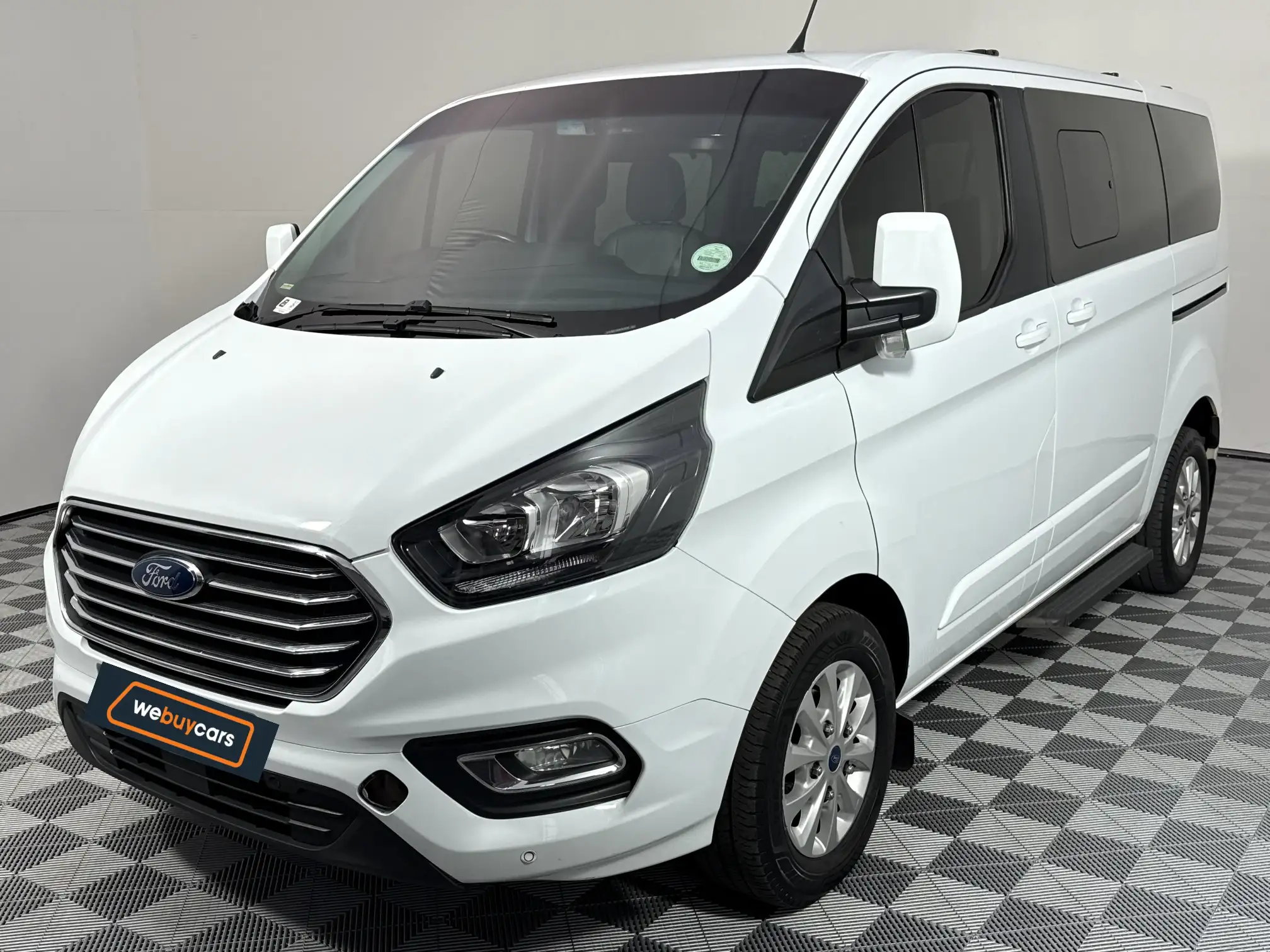 2021 Ford Tourneo