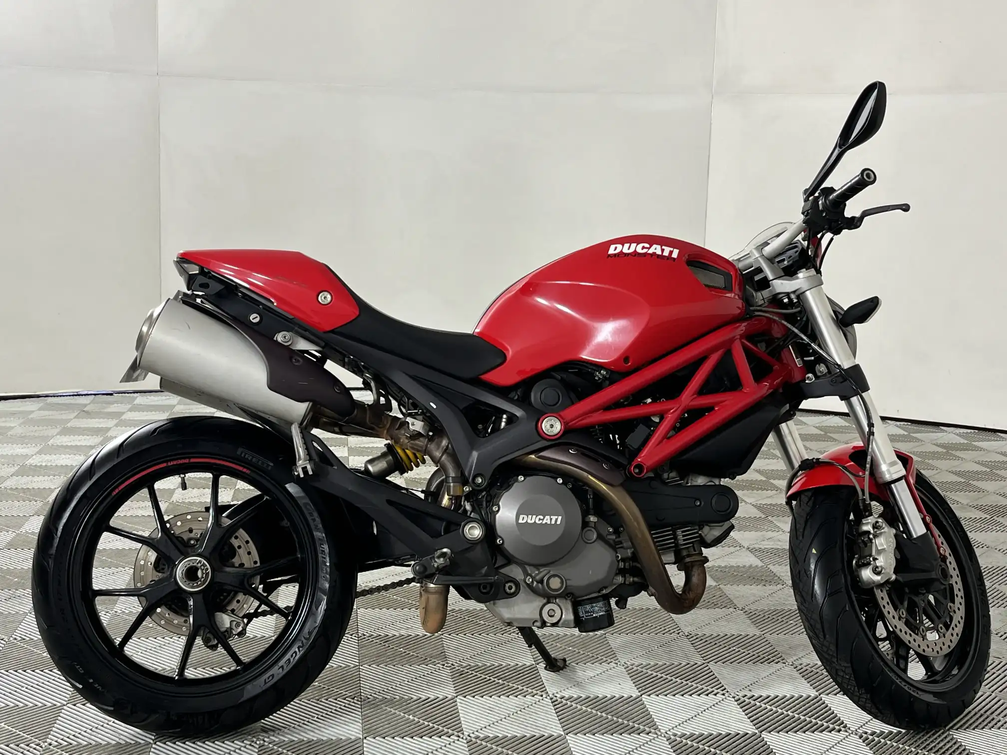 2014 Ducati Monster
