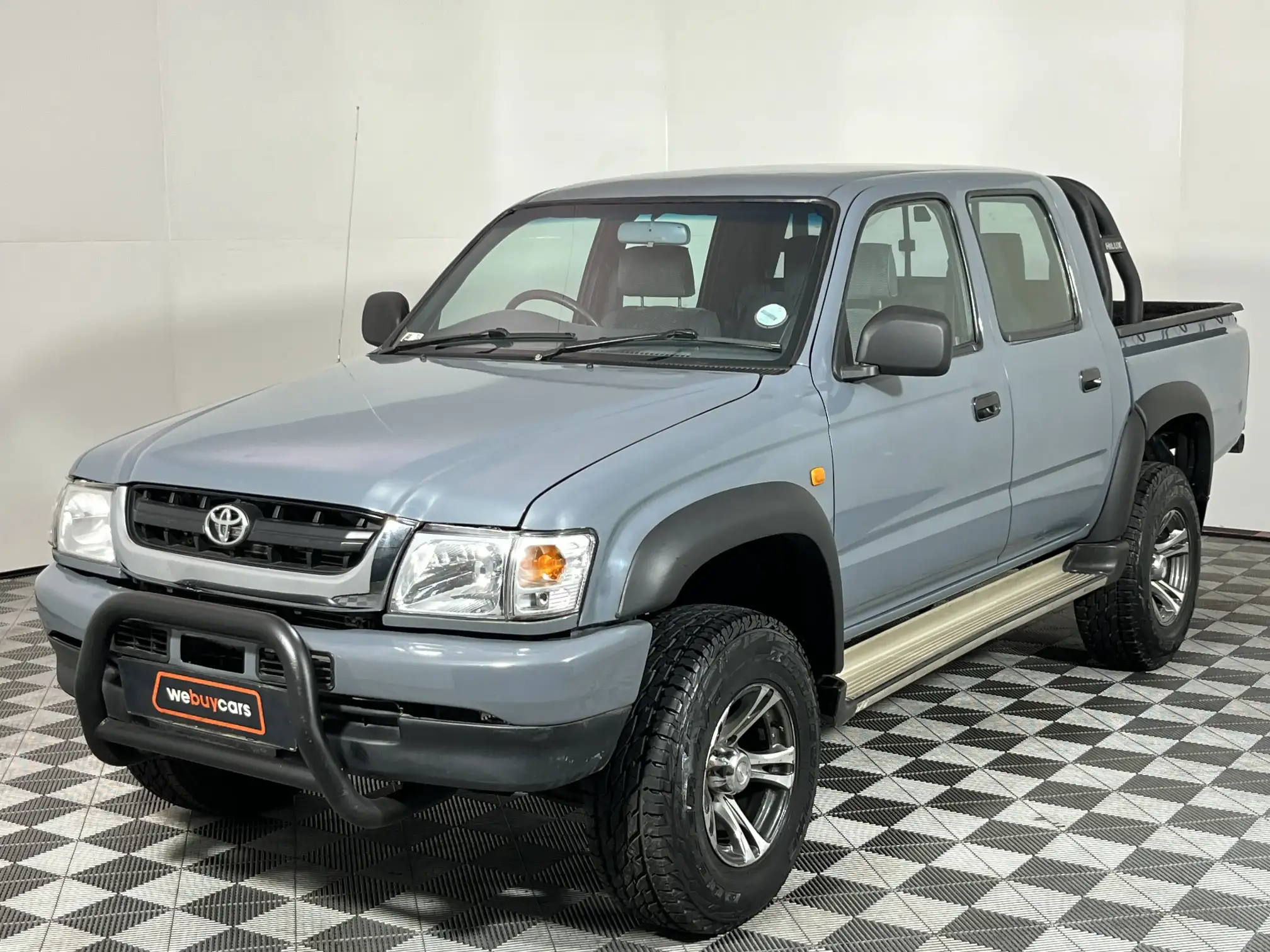 2004 Toyota Hilux