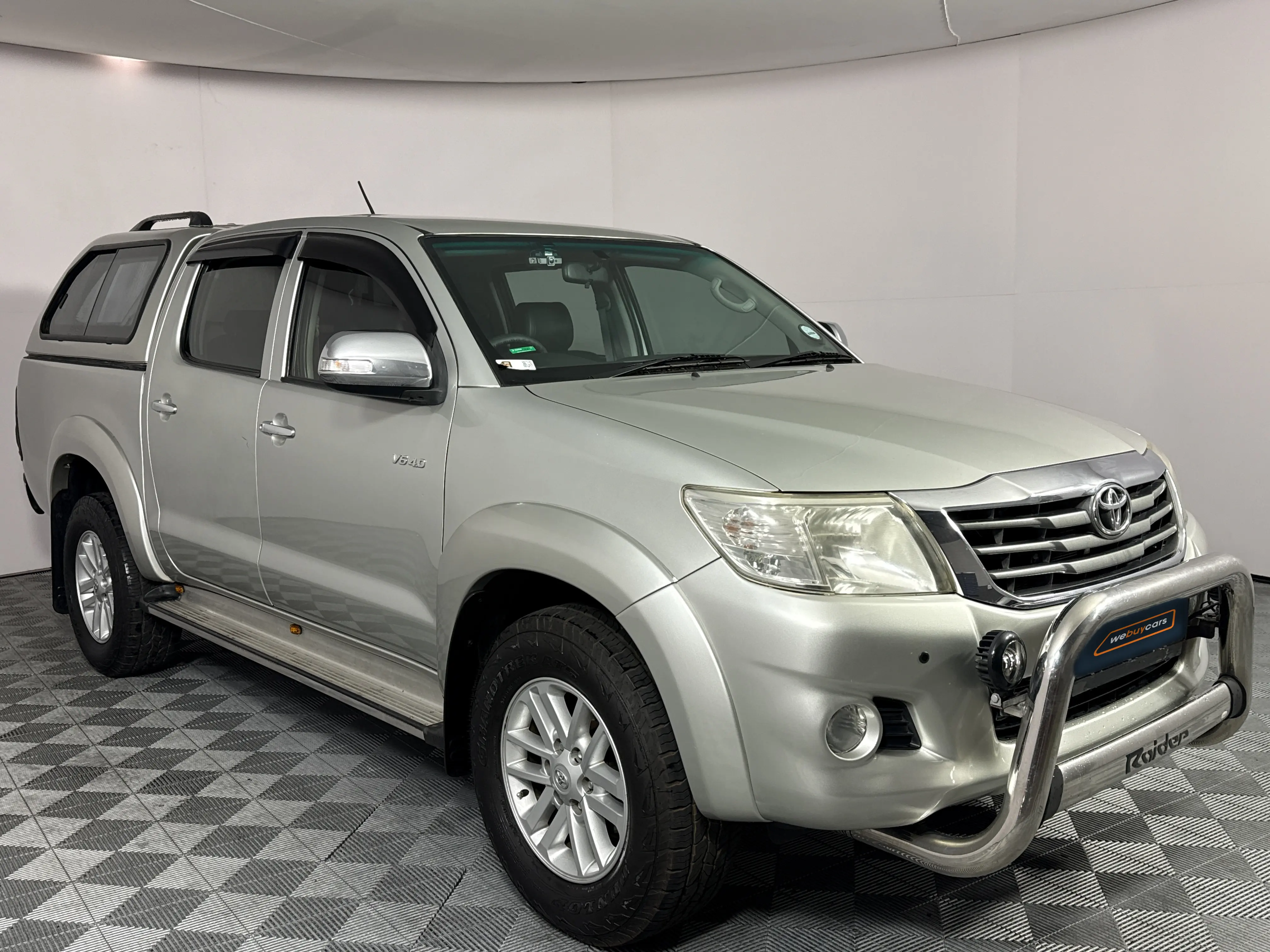 2013 Toyota Hilux 4.0 V6 Heritage R/B Auto Pick Up Double Cab, photo 3