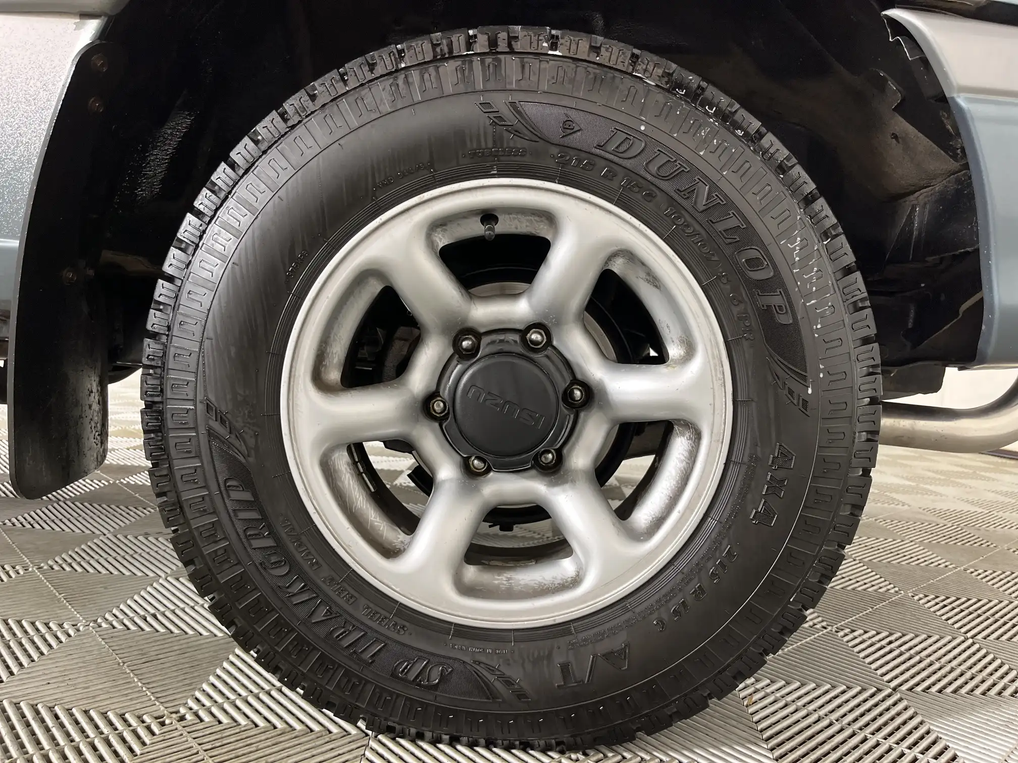 Isuzu Frontier