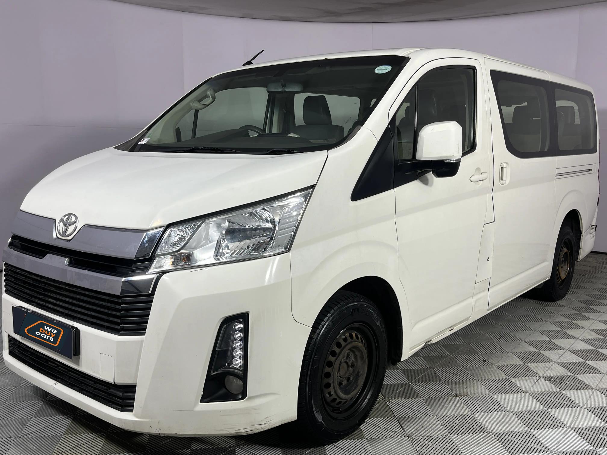 Toyota Quantum 2.8 GL 11 Seater
