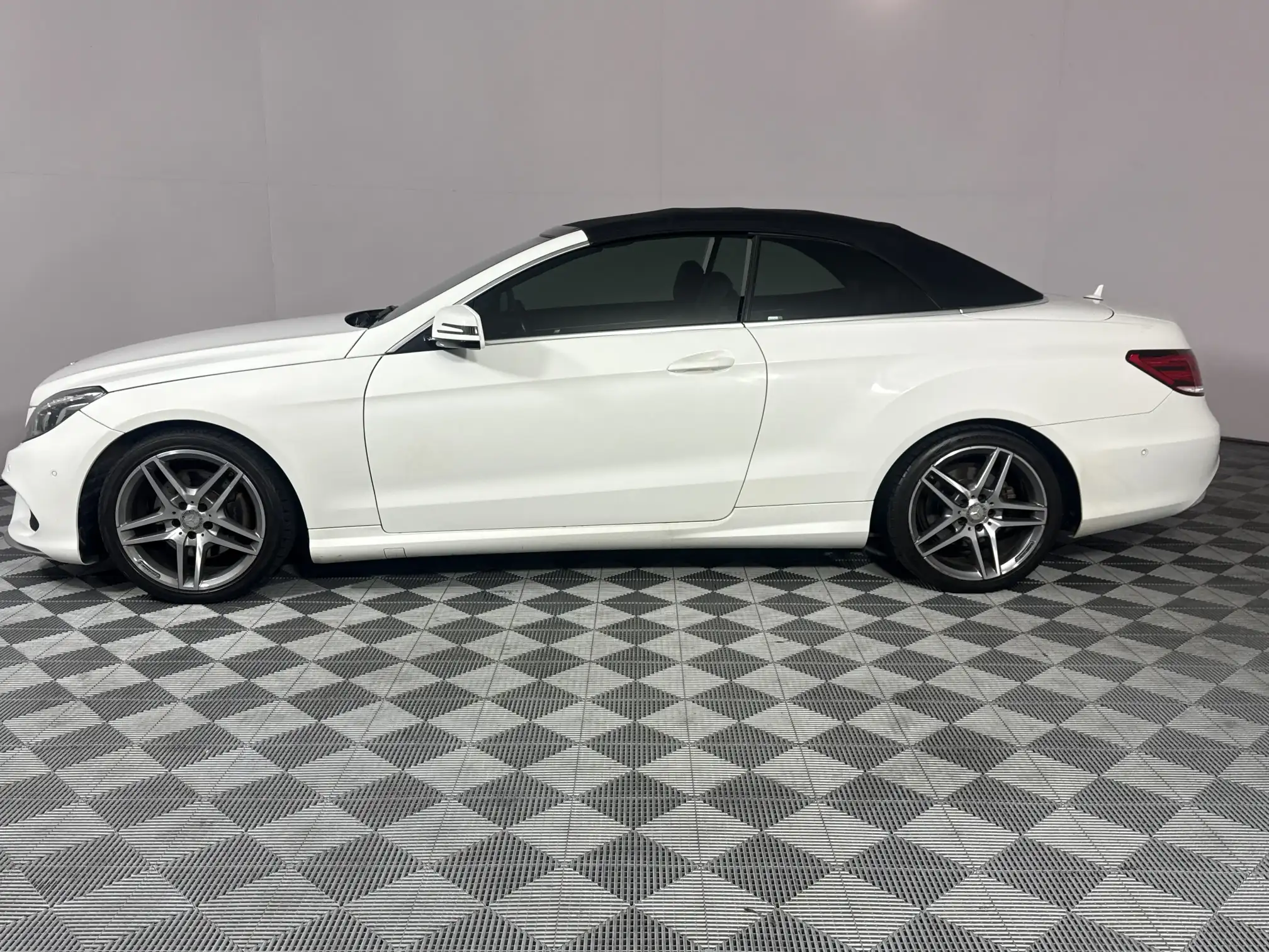 Mercedes-Benz E Class Cabriolet