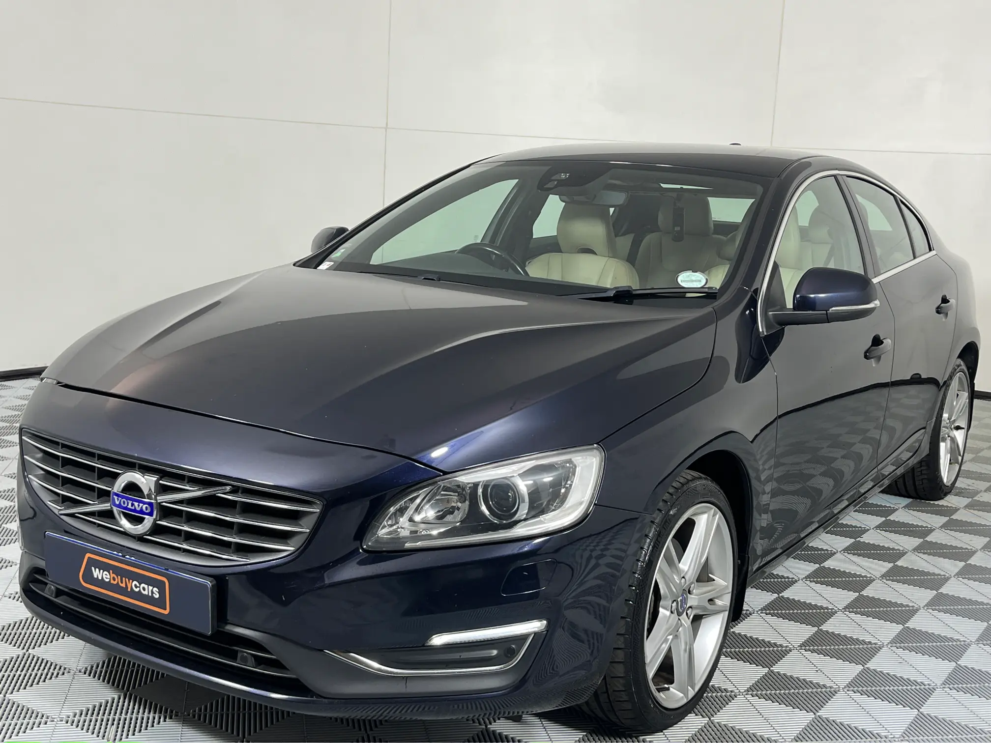 2016 Volvo S60 T4 Momentum Geartronic