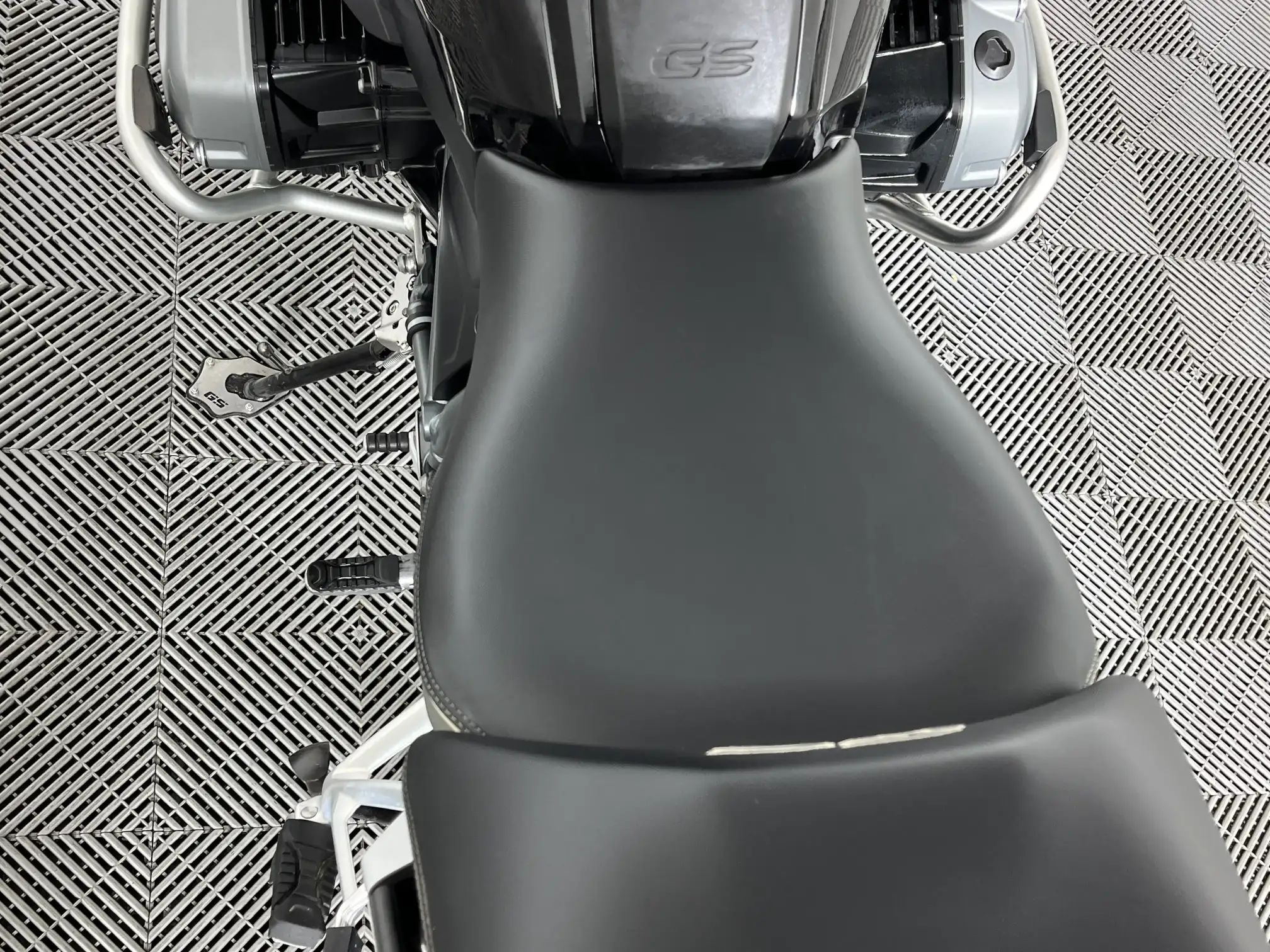 BMW R Series