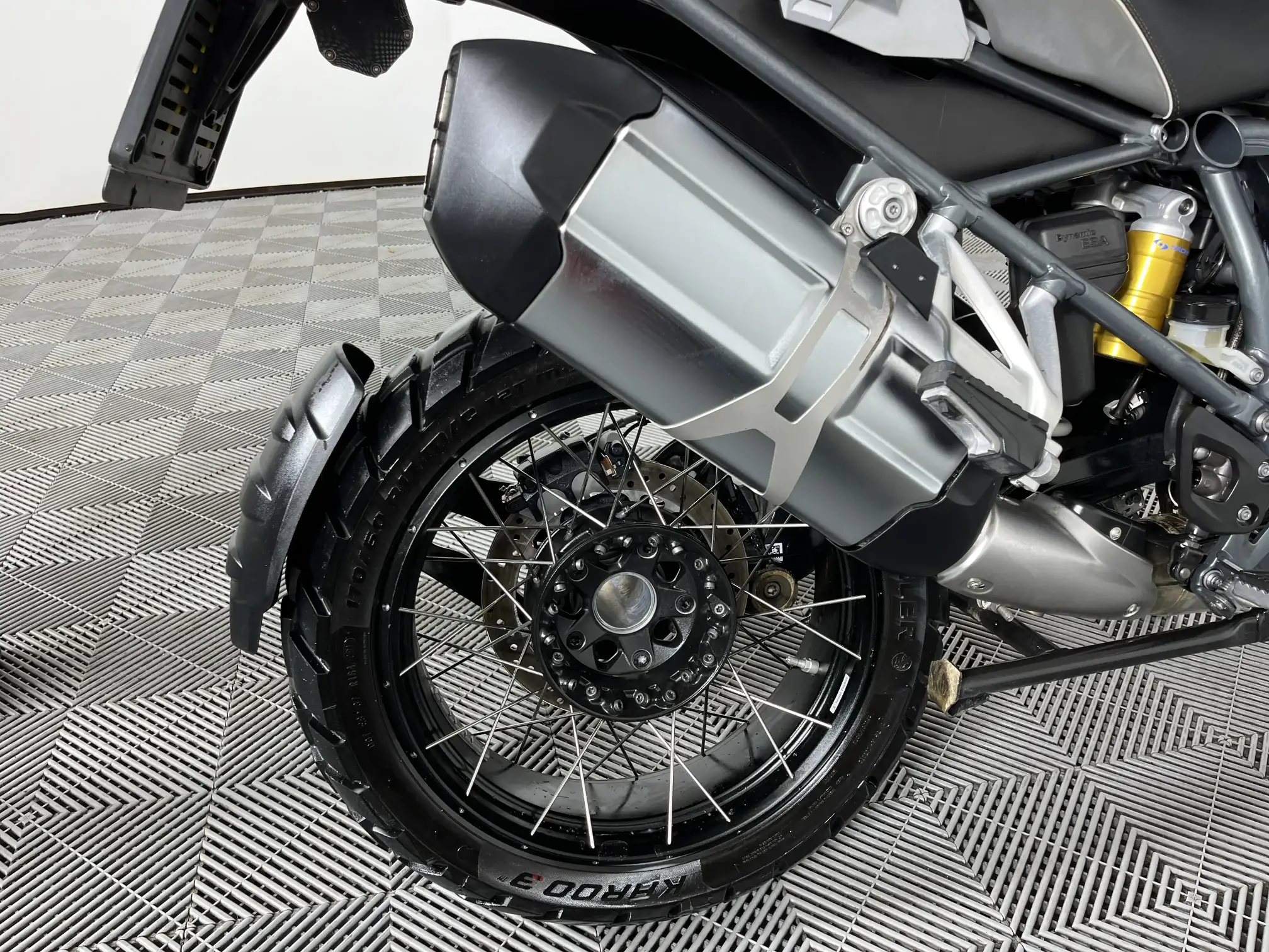 BMW R Series