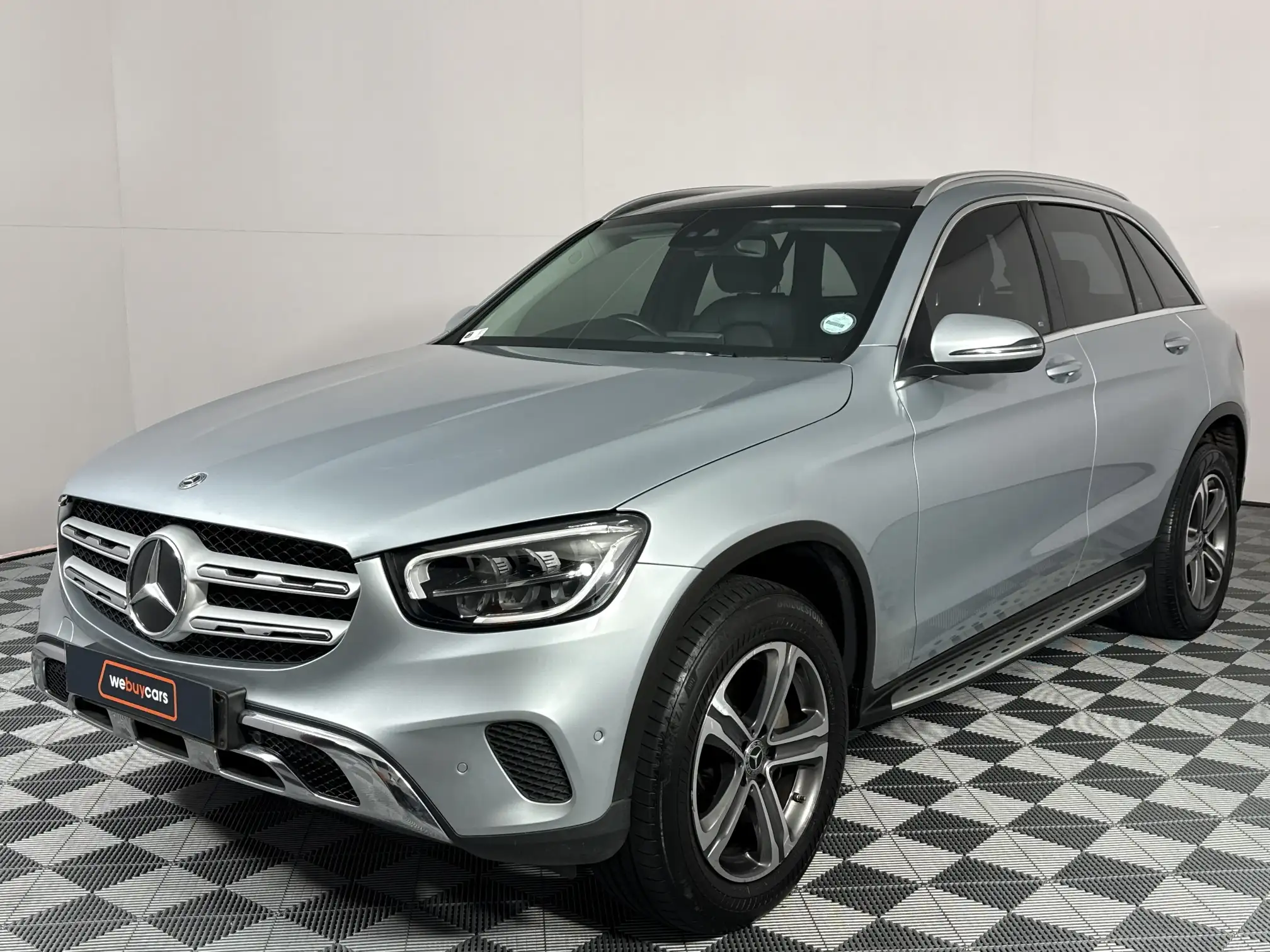 2022 Mercedes-Benz GLC