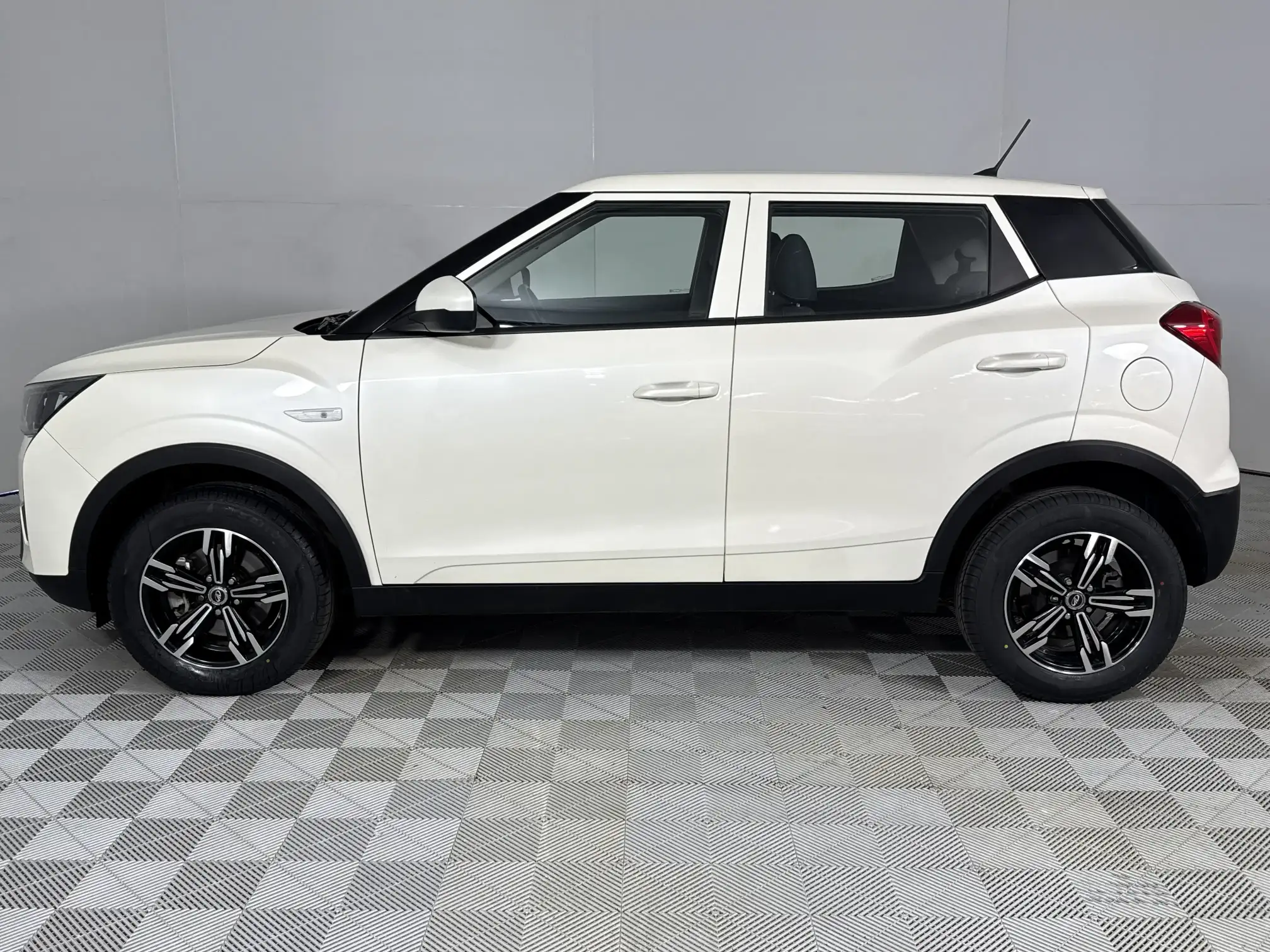 Mahindra Xuv300