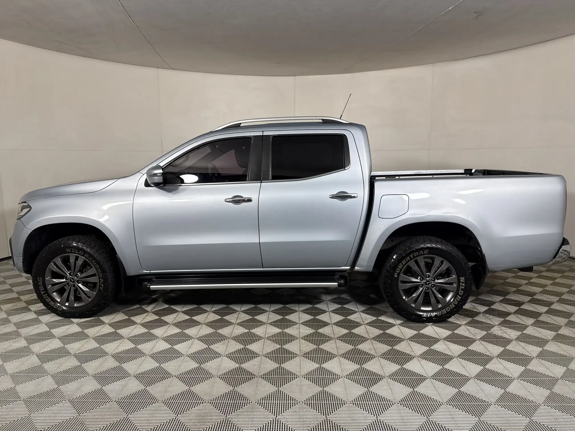 Mercedes-Benz X-Class