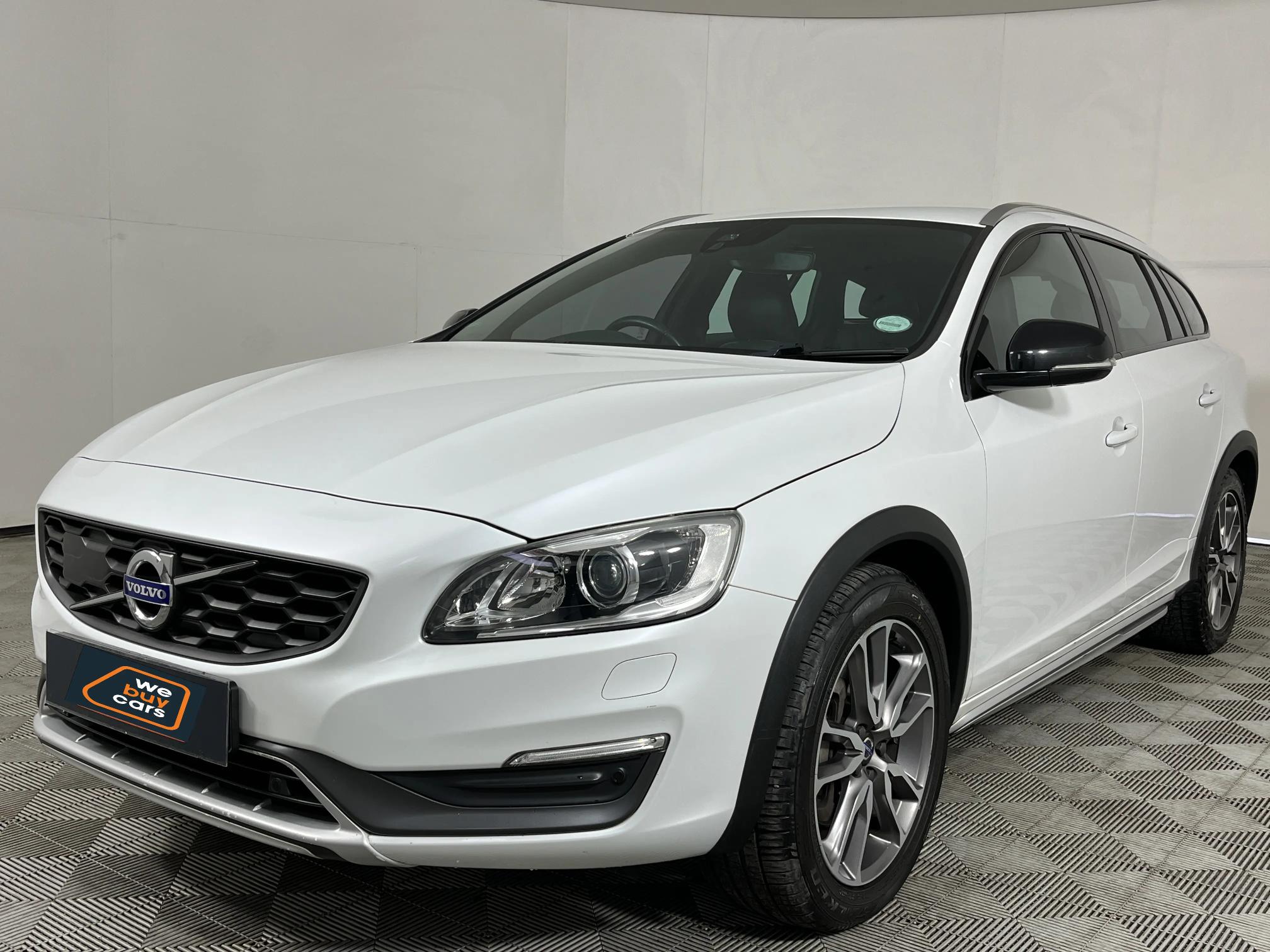 Volvo V60 Cross Country D4 Momentum Geartronic AWD