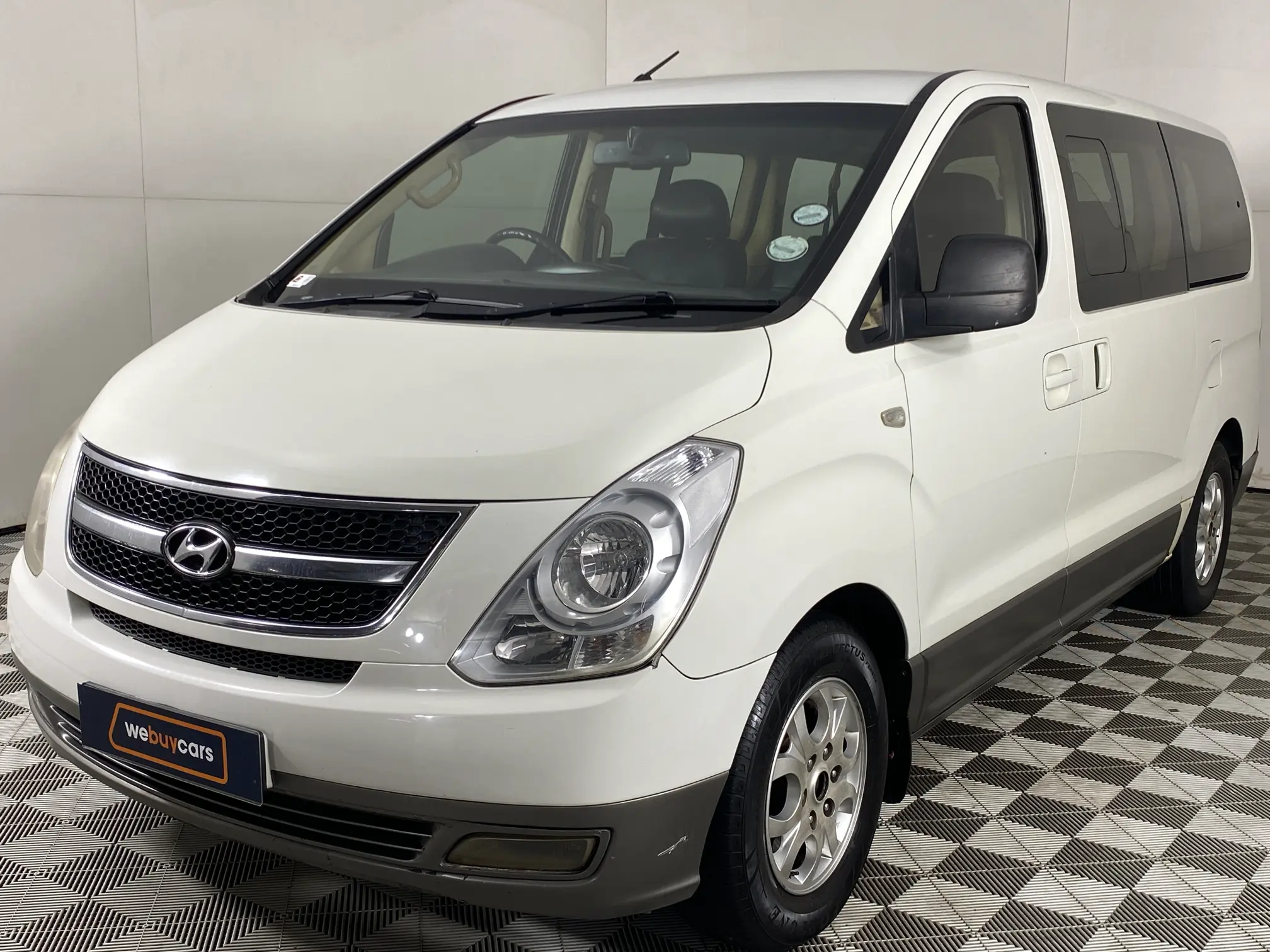 2011 Hyundai H-1 GLS 2.4 Cvvt/ 2.4 Executive