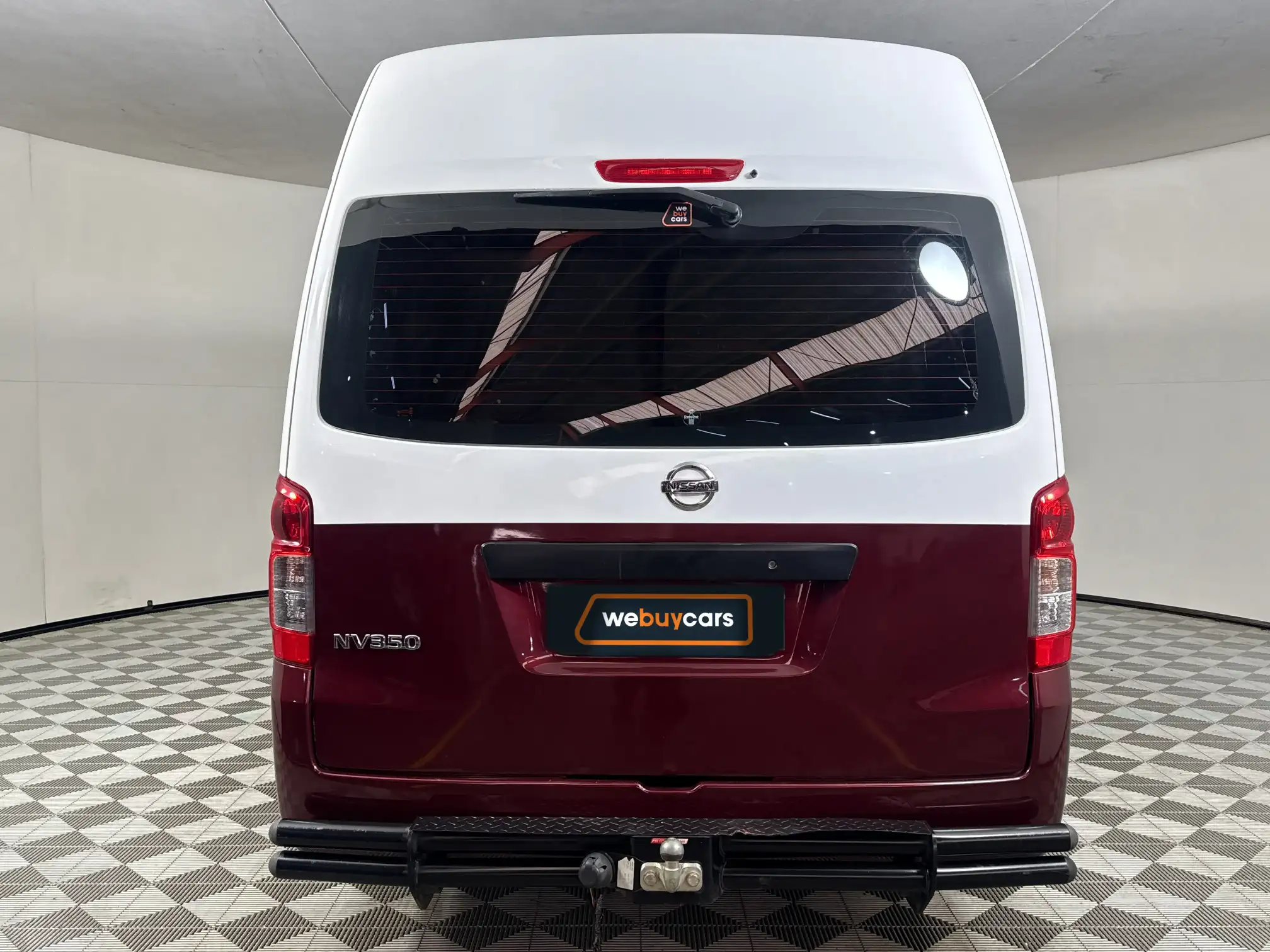 Nissan Nv350
