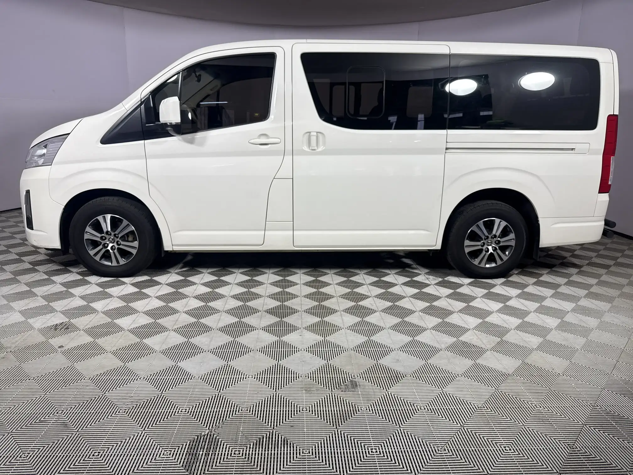 Toyota Quantum