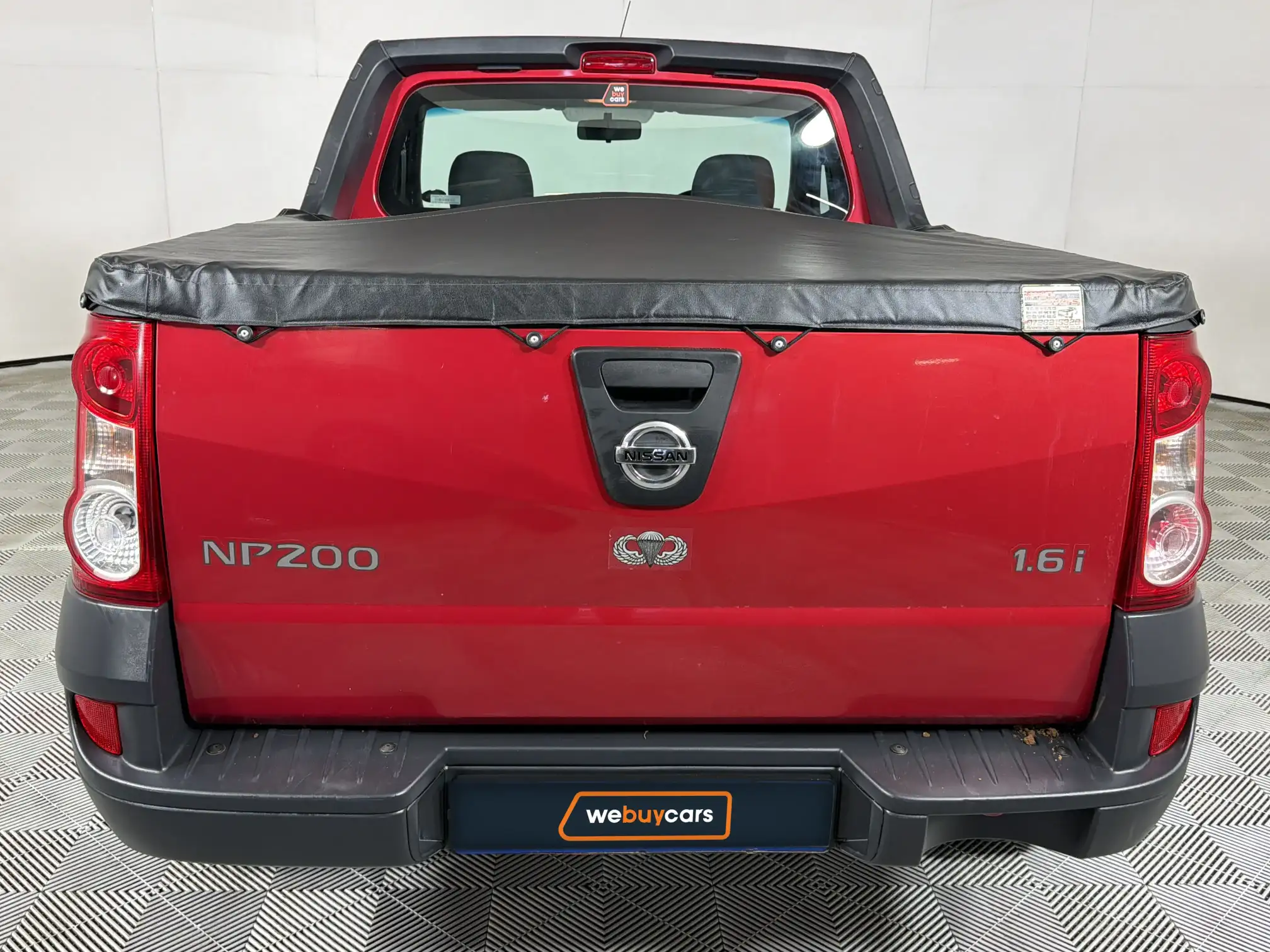 Nissan NP200