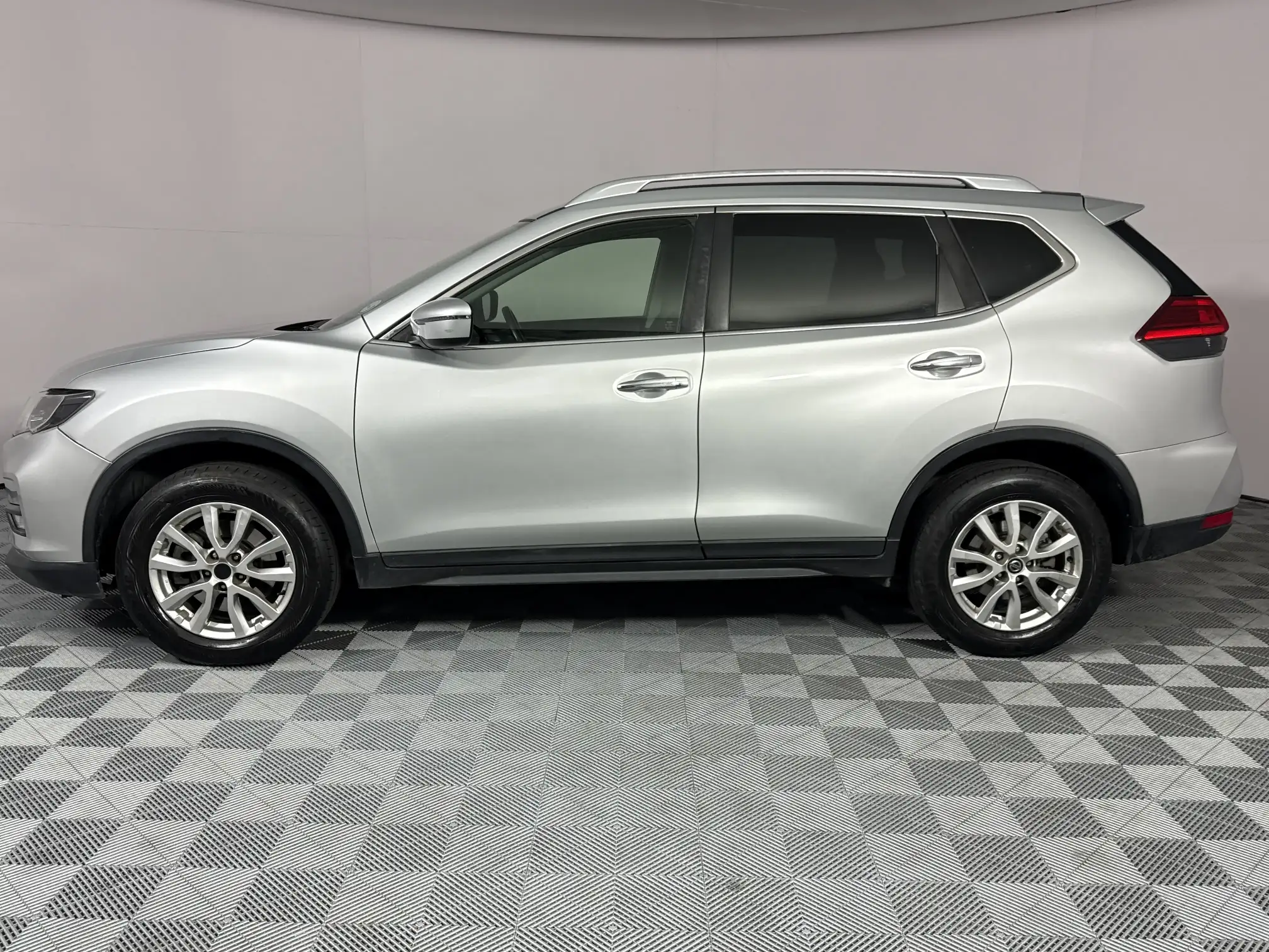 Nissan X Trail