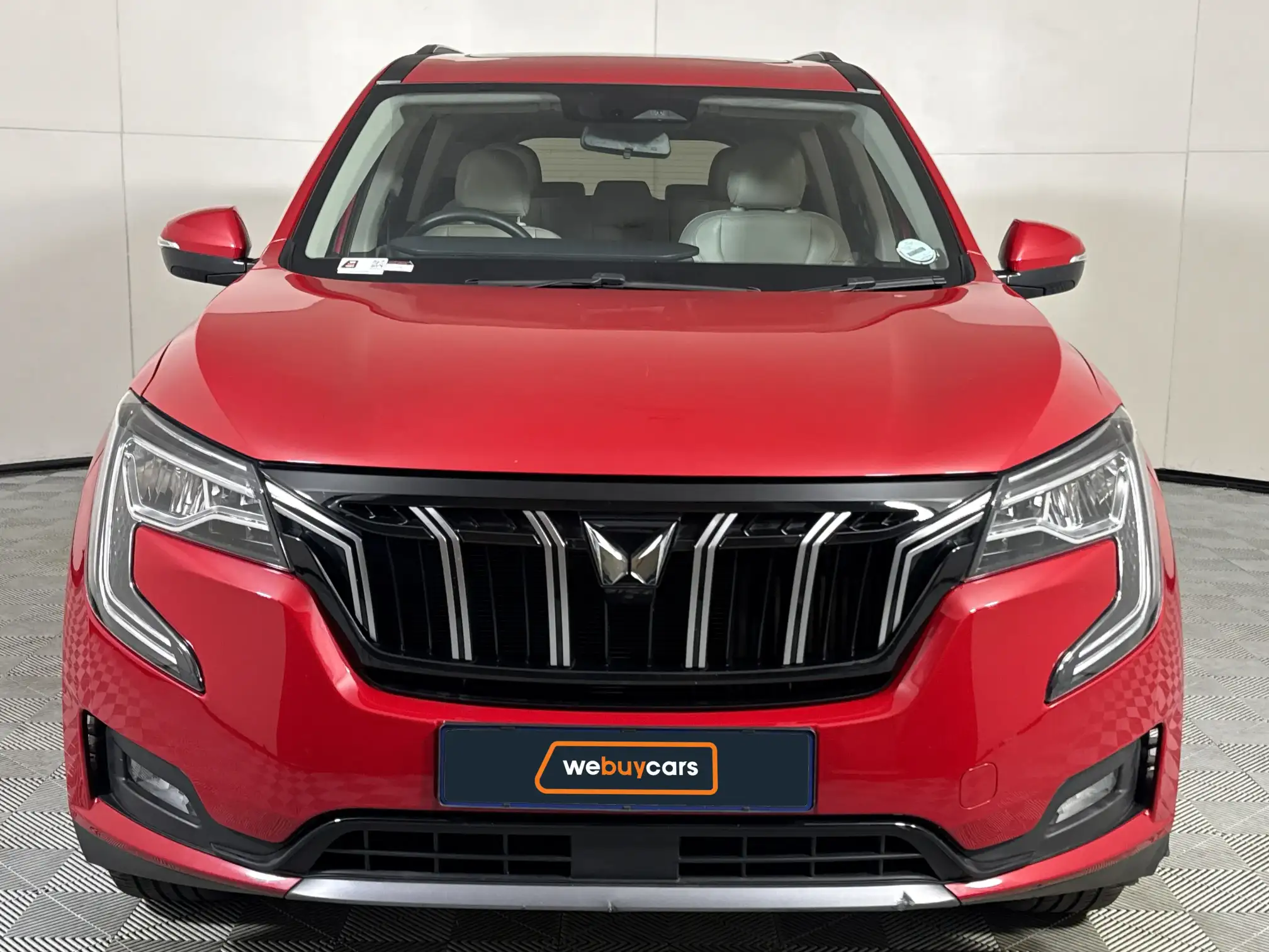 Mahindra XUV 700