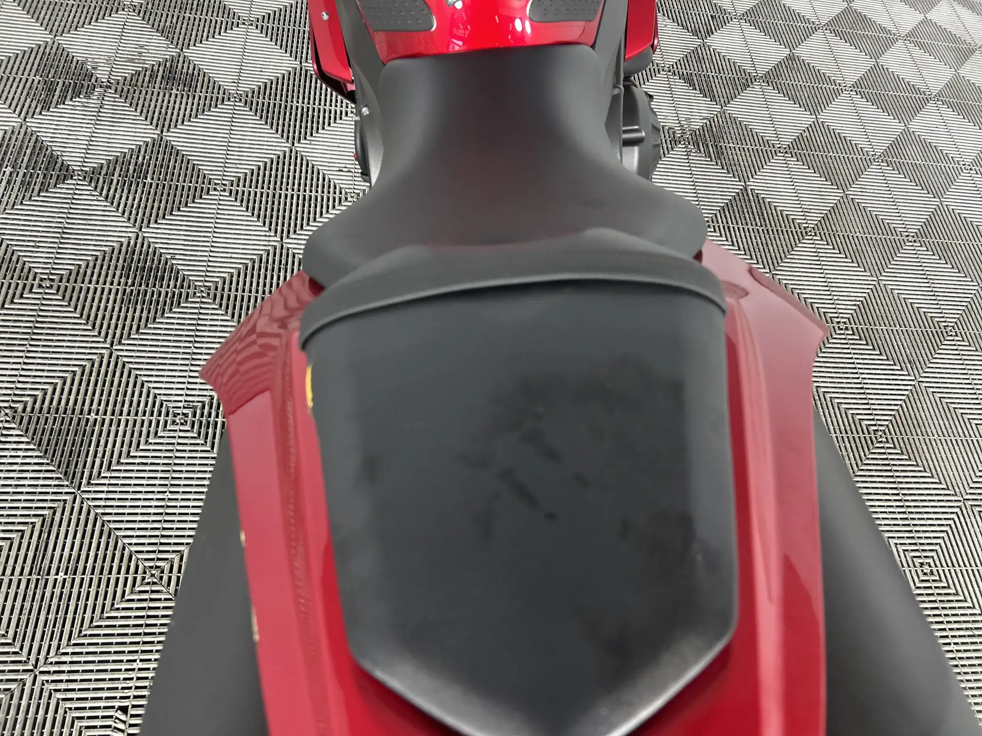 Yamaha YZF R1