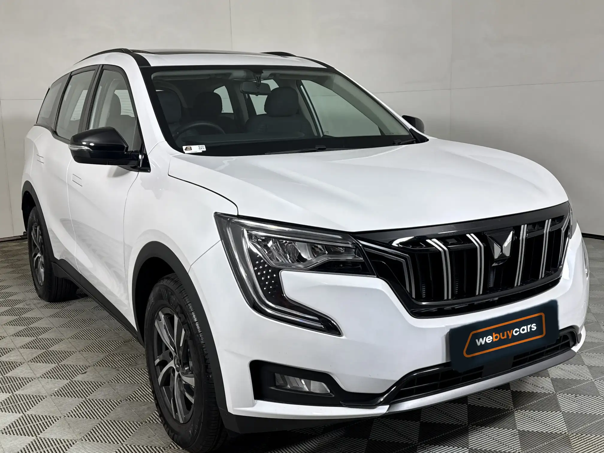 Mahindra XUV 700