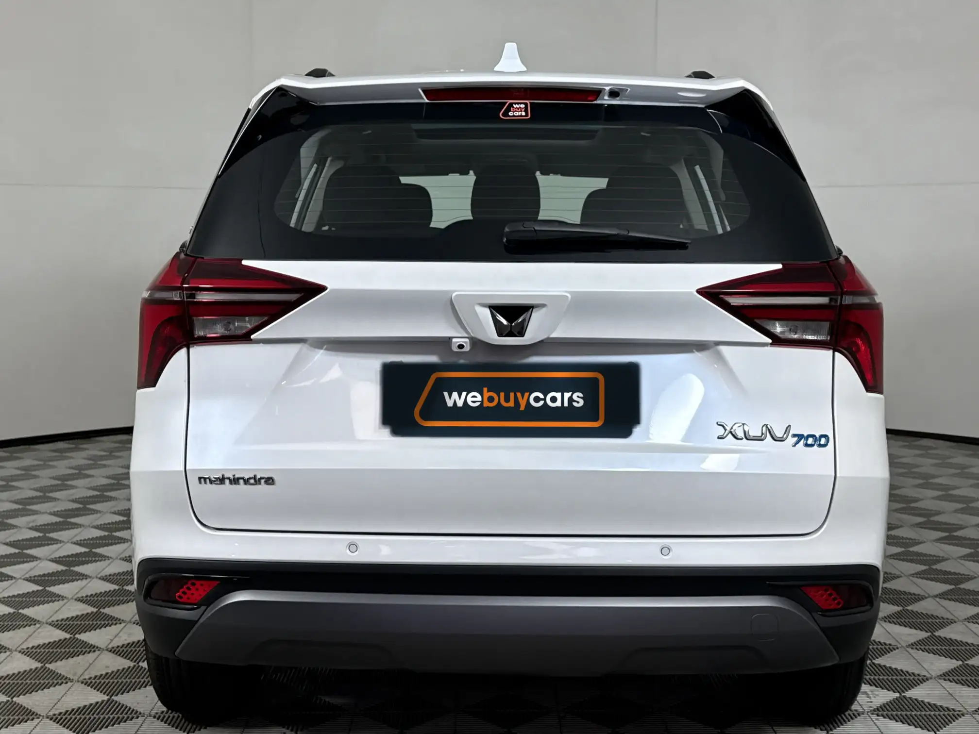 Mahindra XUV 700