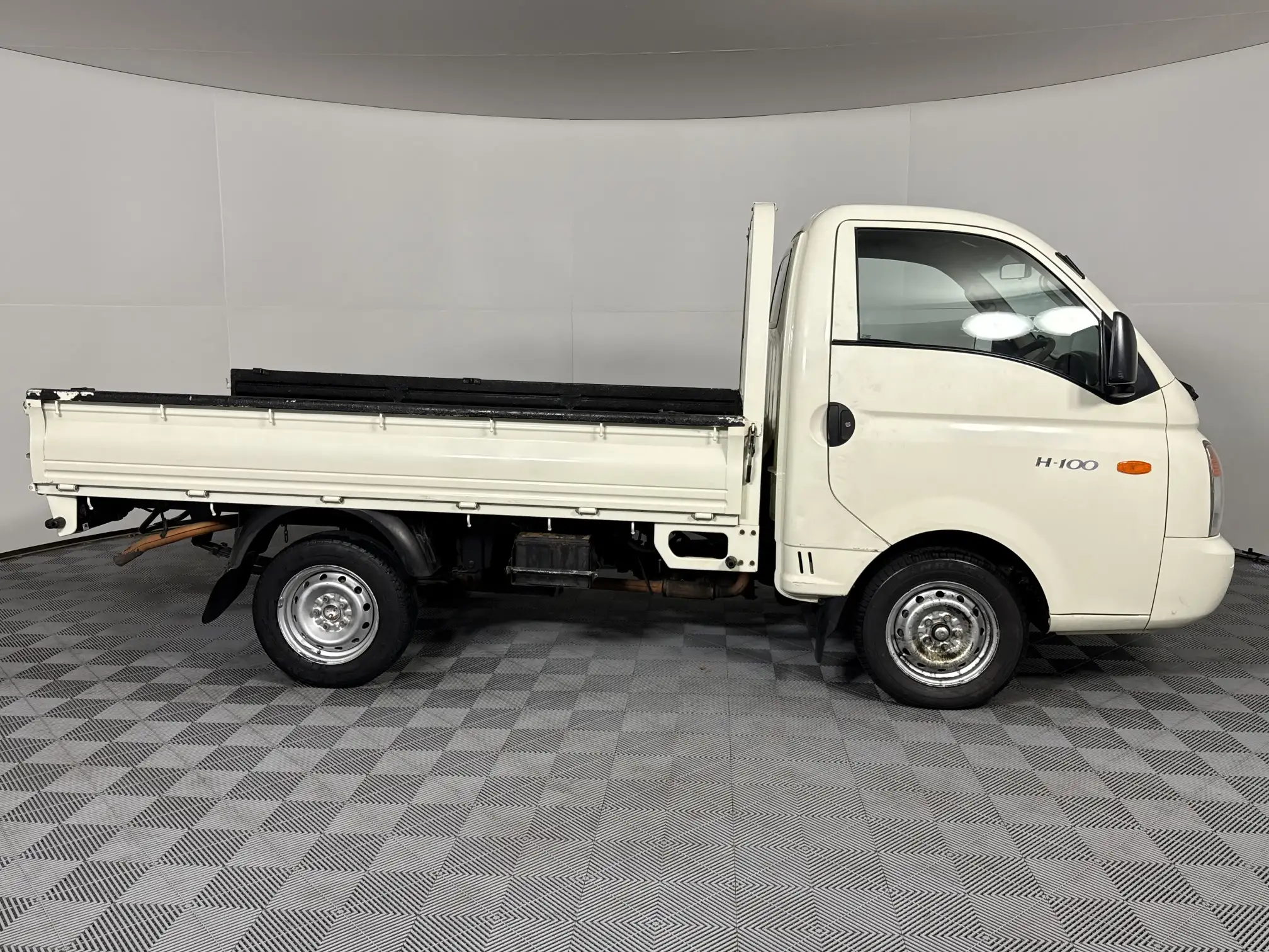 Hyundai H100