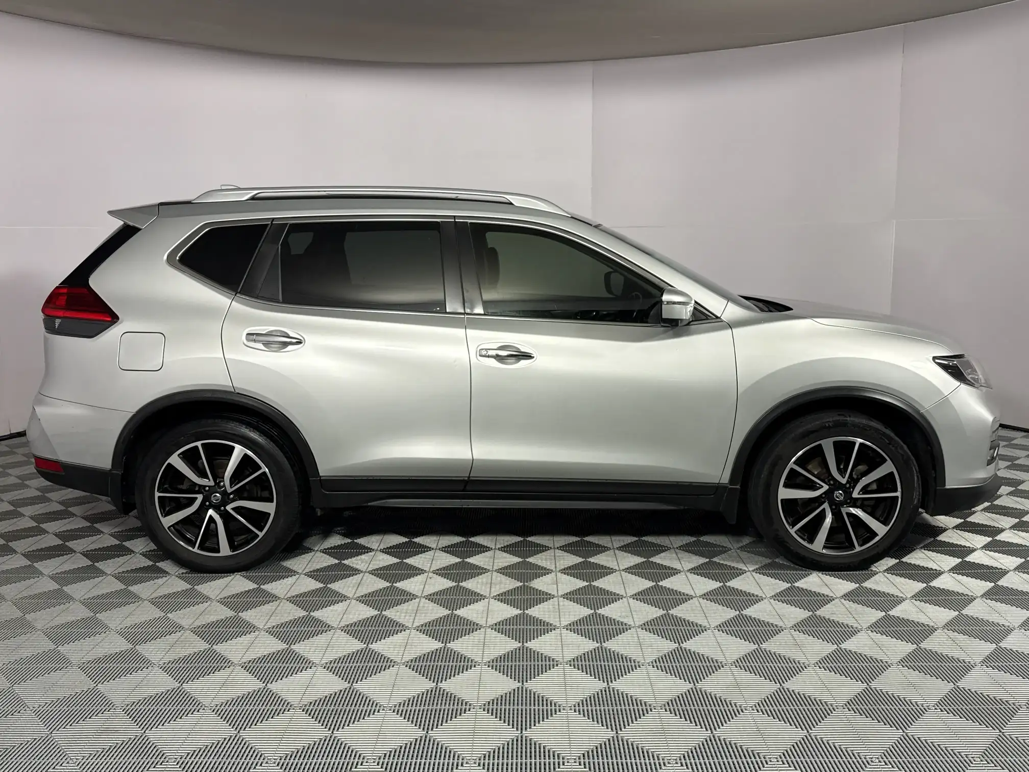 Nissan X Trail