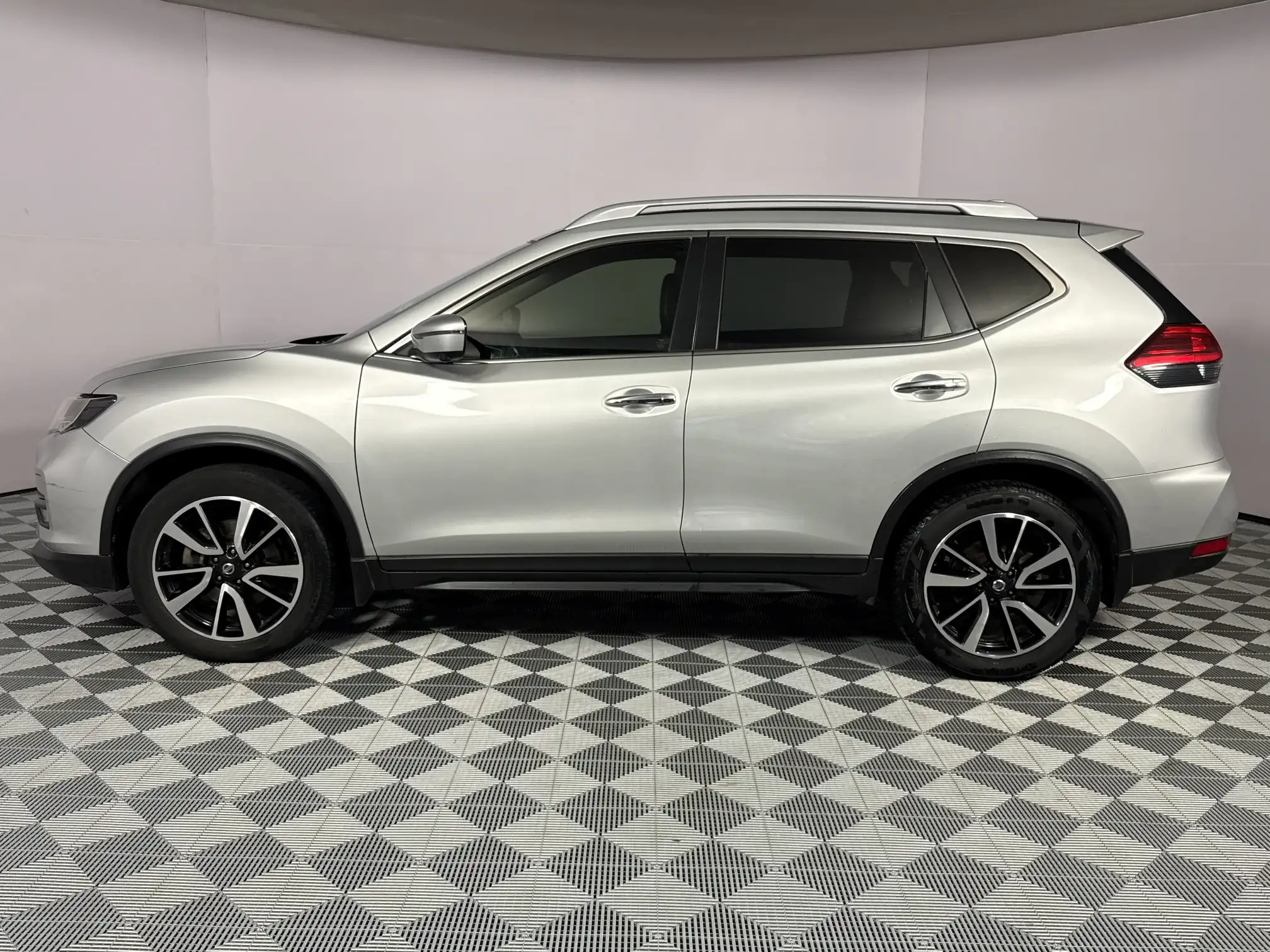 Nissan X Trail