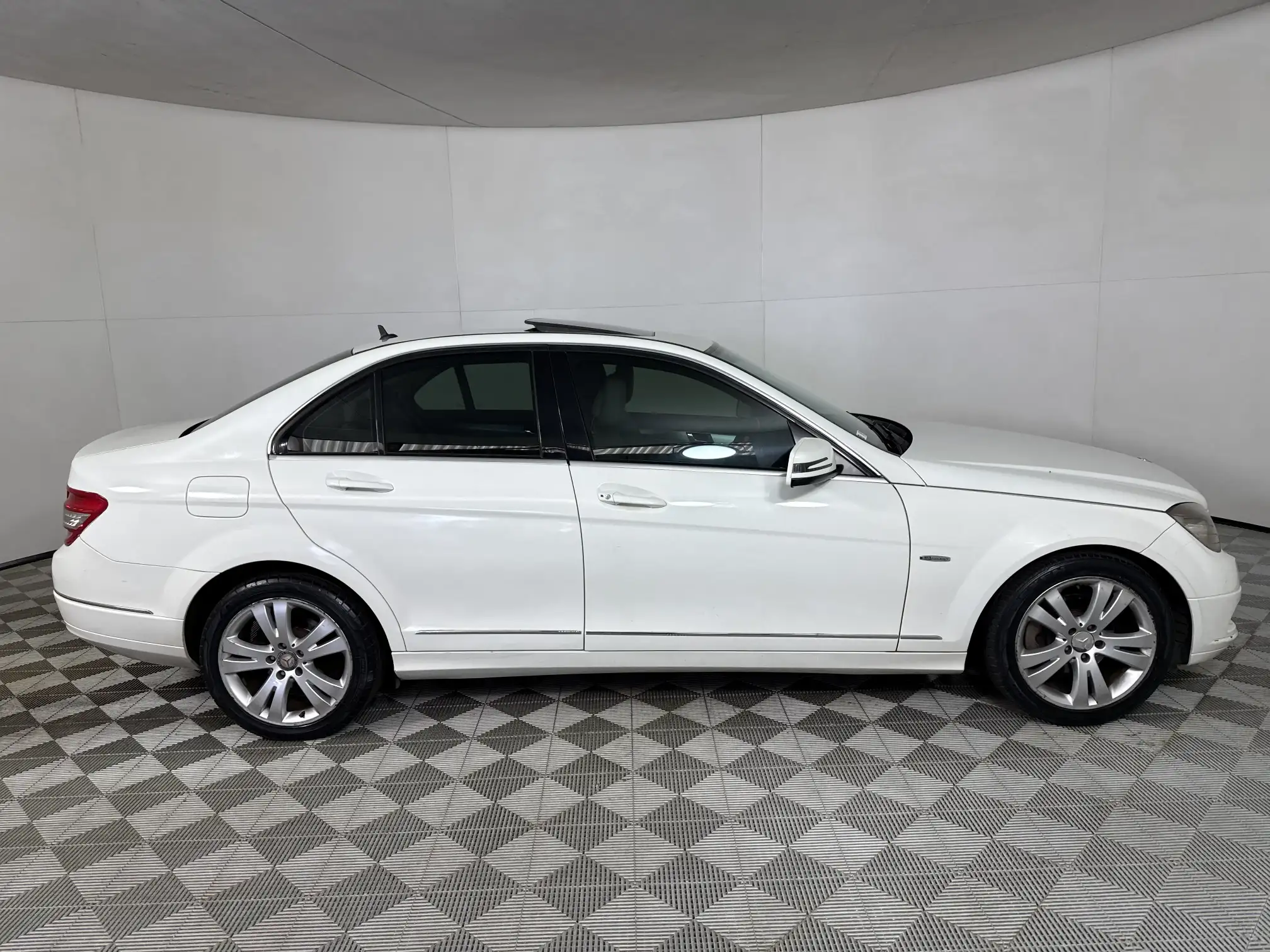 Mercedes-Benz C Class Sedan