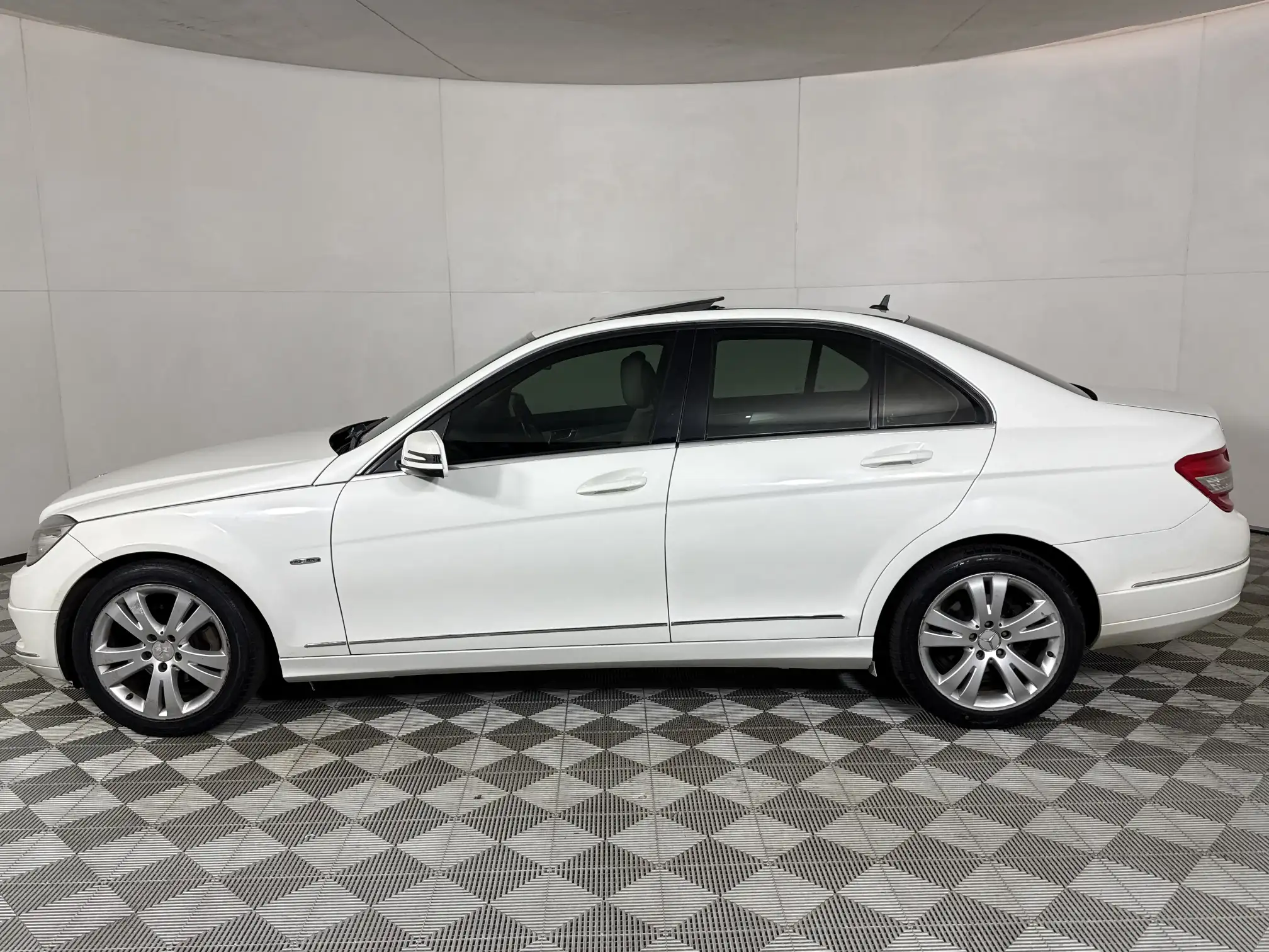 Mercedes-Benz C Class Sedan
