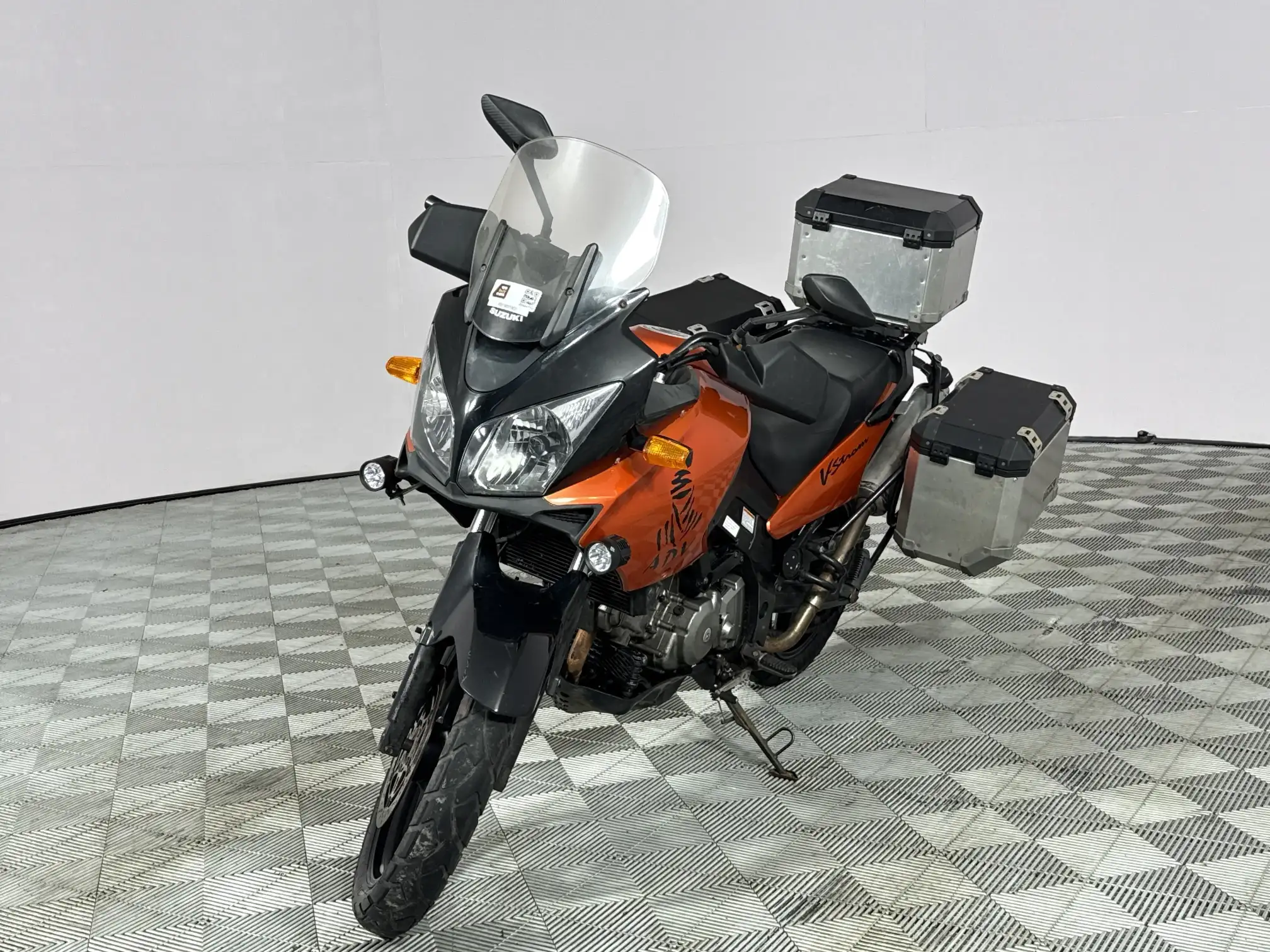 Suzuki DL