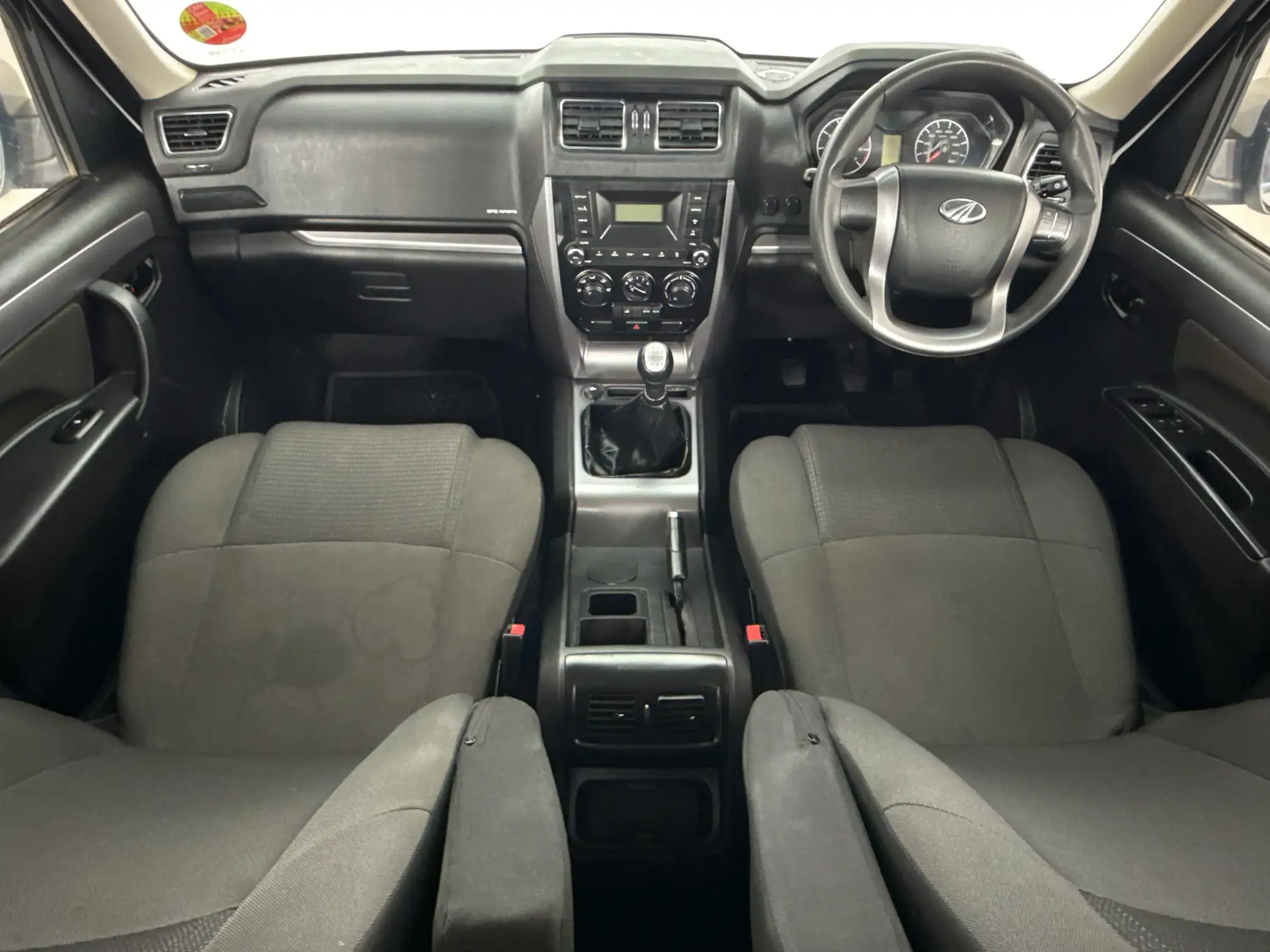 Mahindra PIK UP