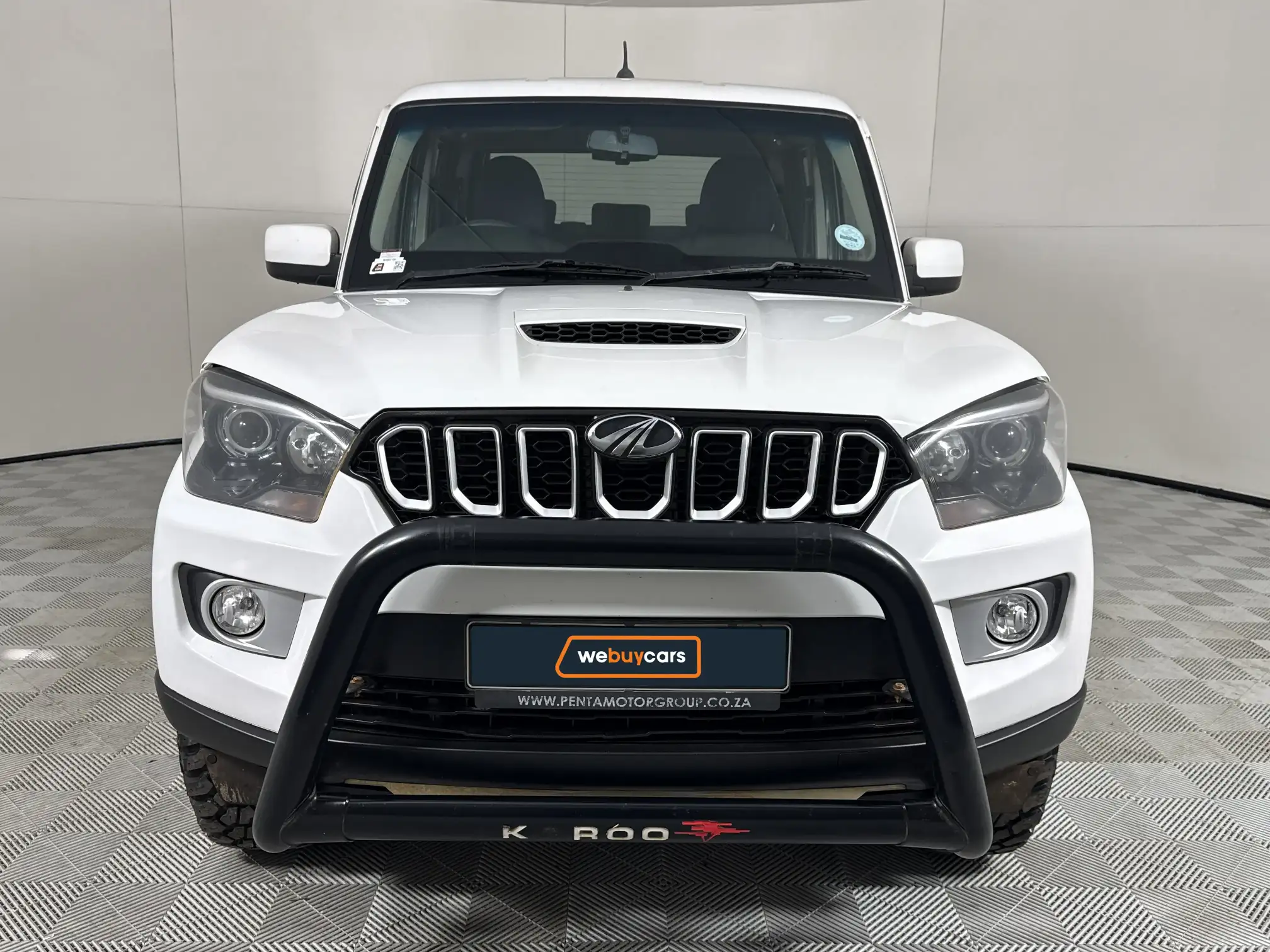 Mahindra PIK UP