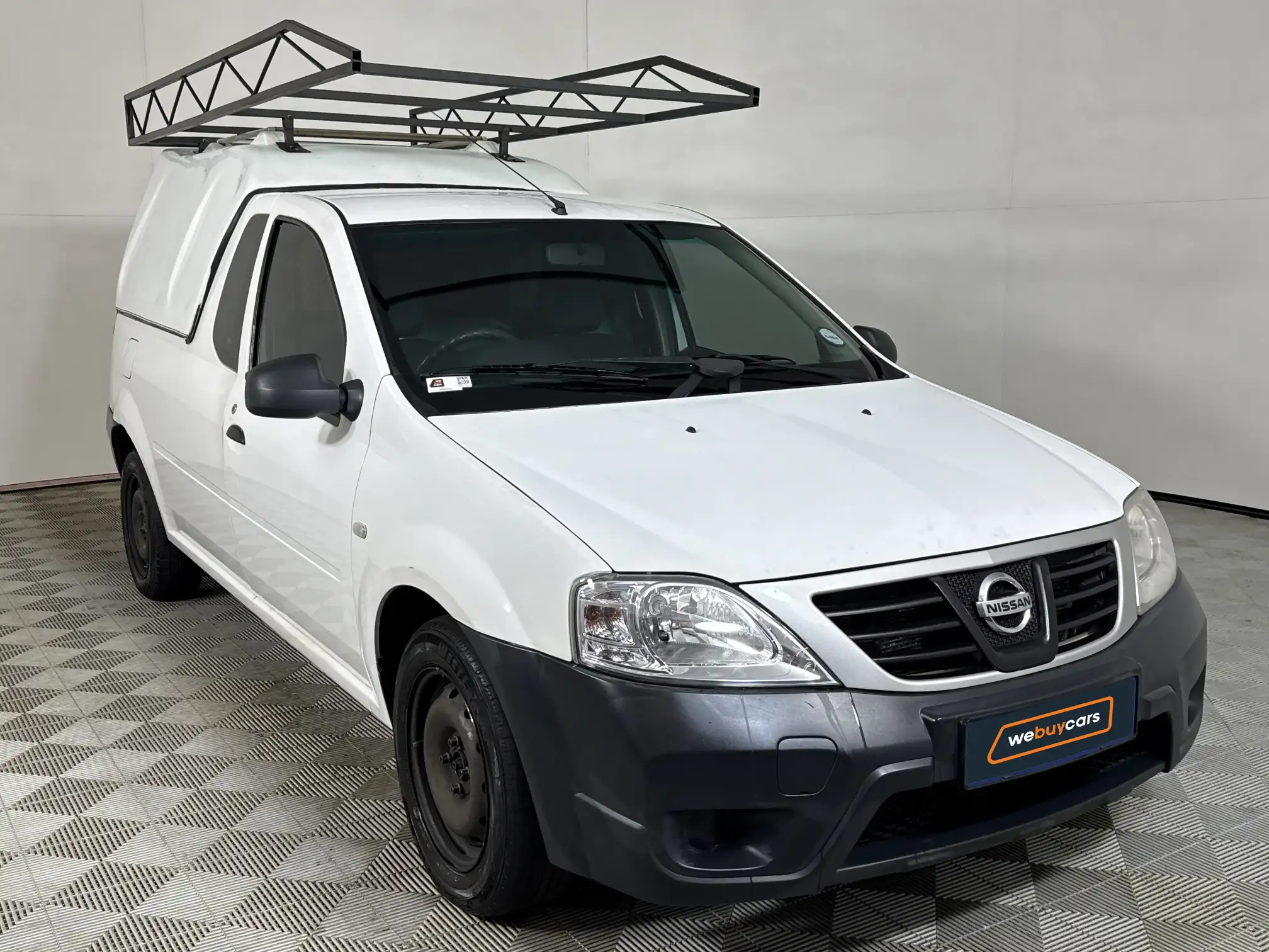 Nissan NP200