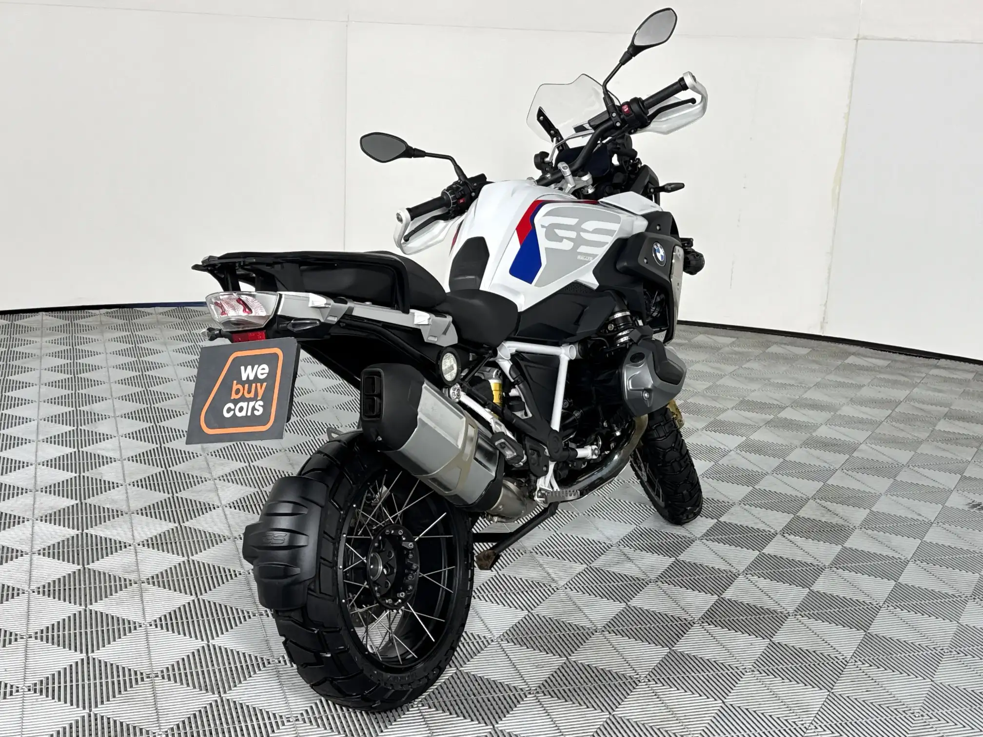 BMW R Series