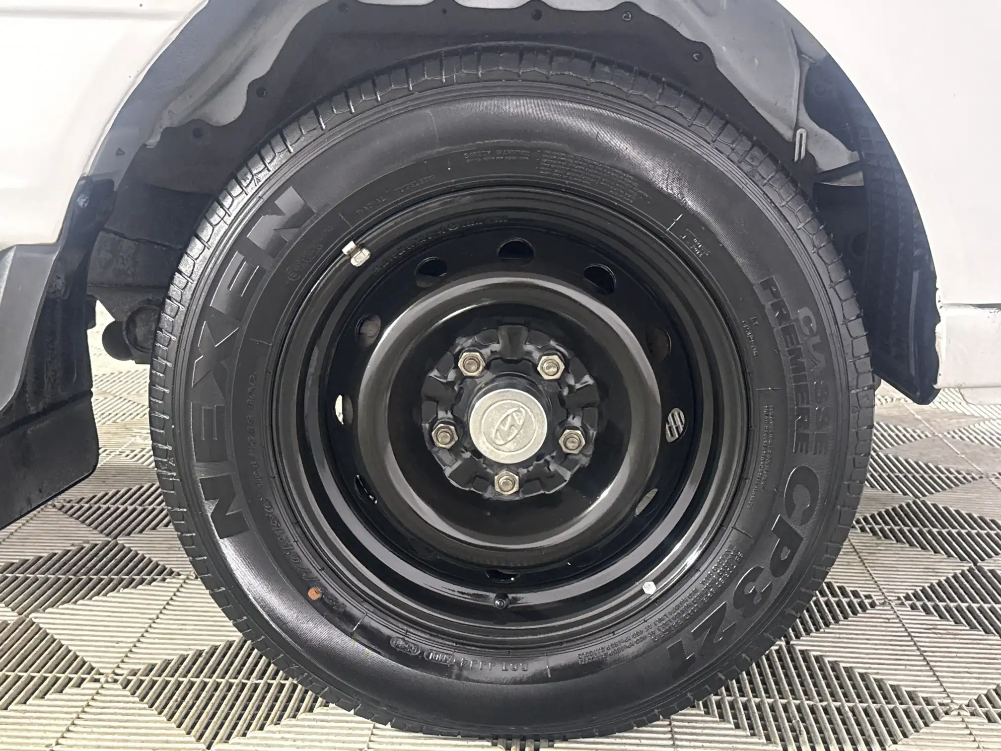 Hyundai H100